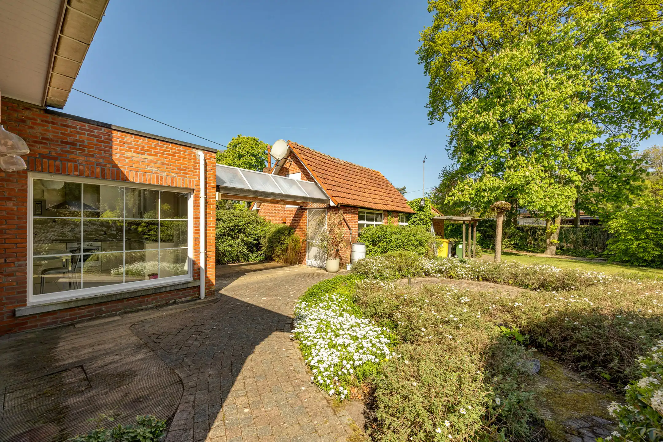 Charmante woning met 4 slpks op 742 m² met achteringang foto 29