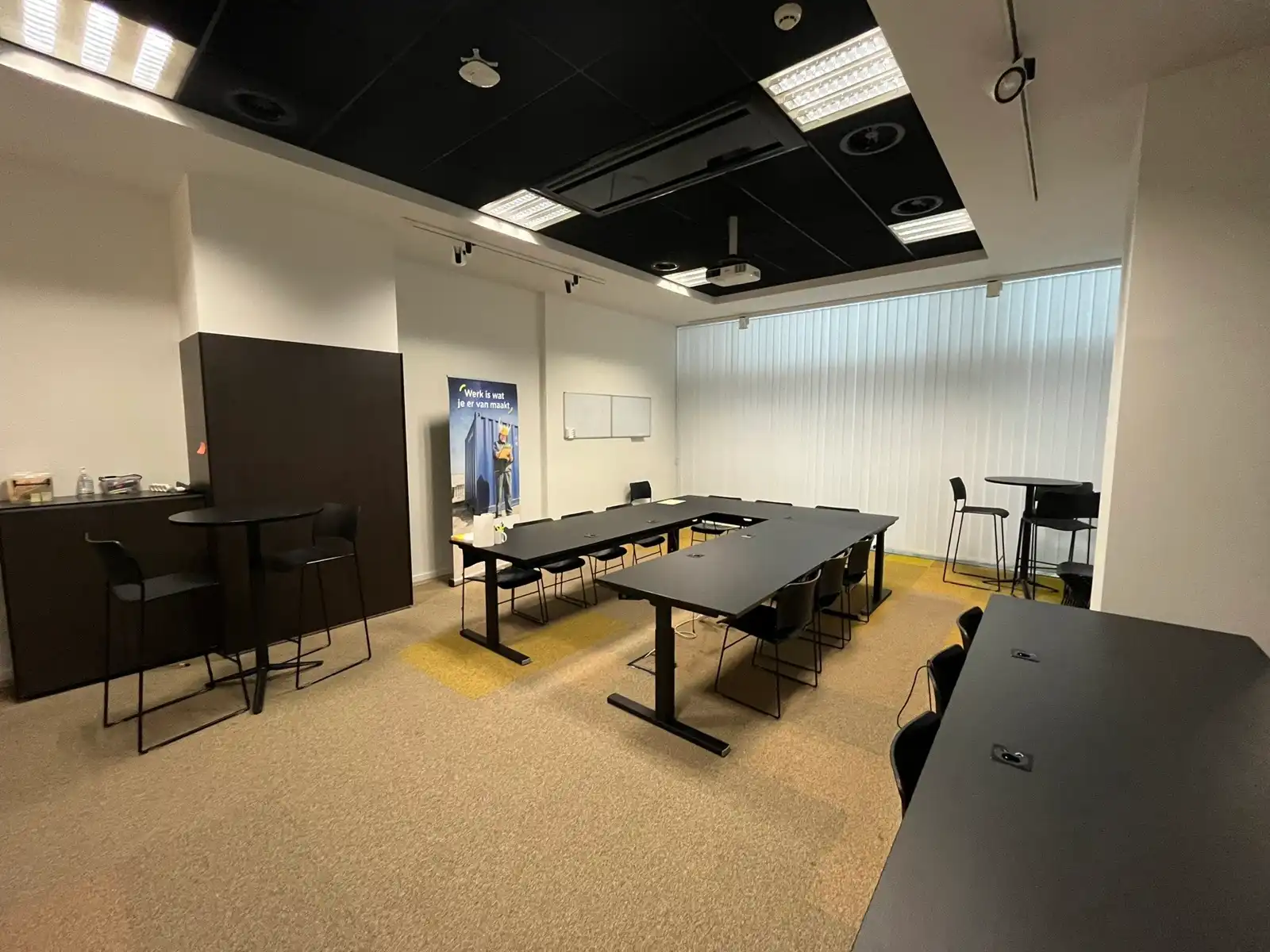 Instapklaar Handelsruimte Te Huur Antwerpen foto 14