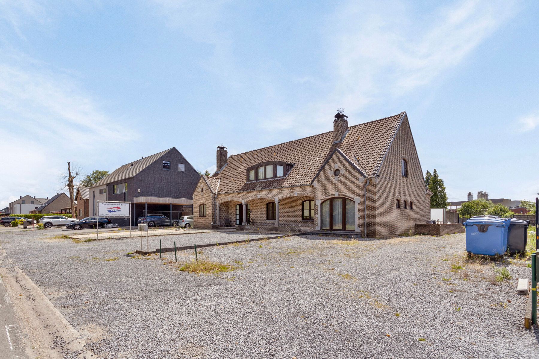 VILA MET ZWEMBAD EN 5 SLAAPKAMERS  foto 5