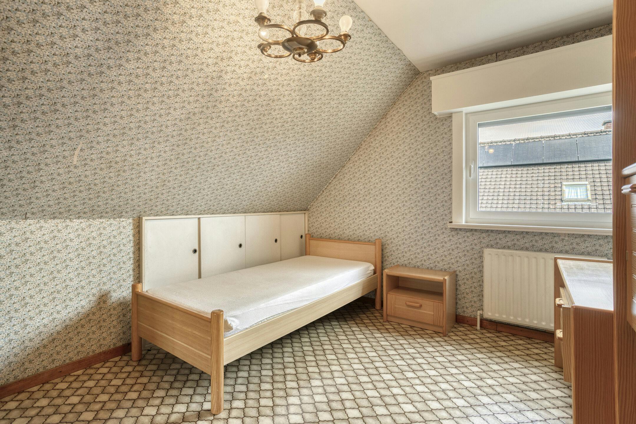 Instapklare woning in de Kardinaal Cardijnlaan te Izegem  foto 11