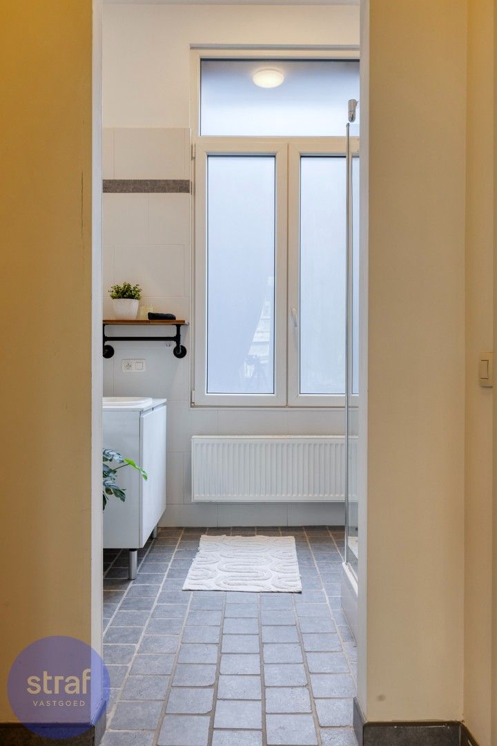 Charmante stadswoning met zuidgericht terras en extra studio foto 12