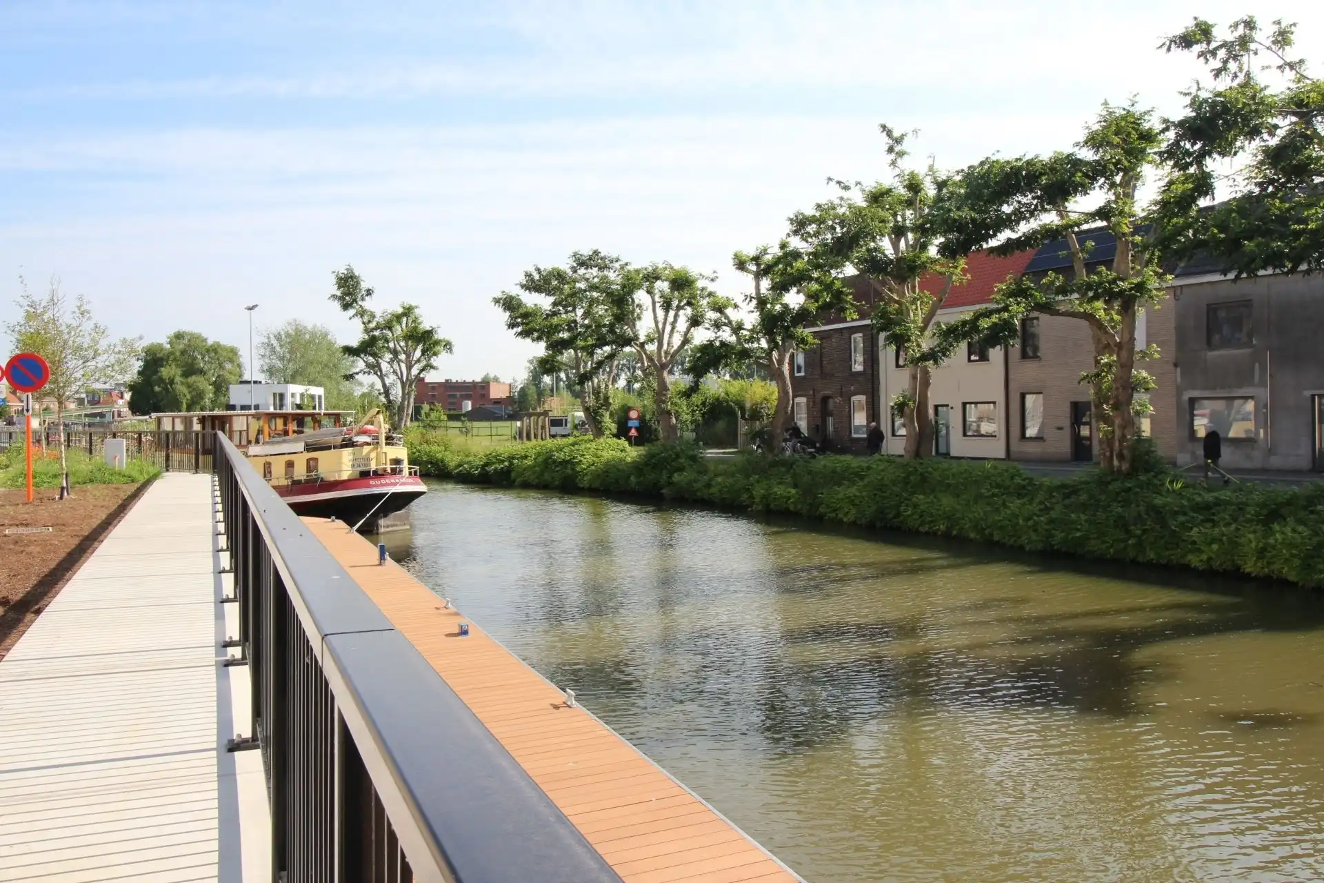 Mooi en centraal gelegen woning (bijna energieneutraal). foto 3