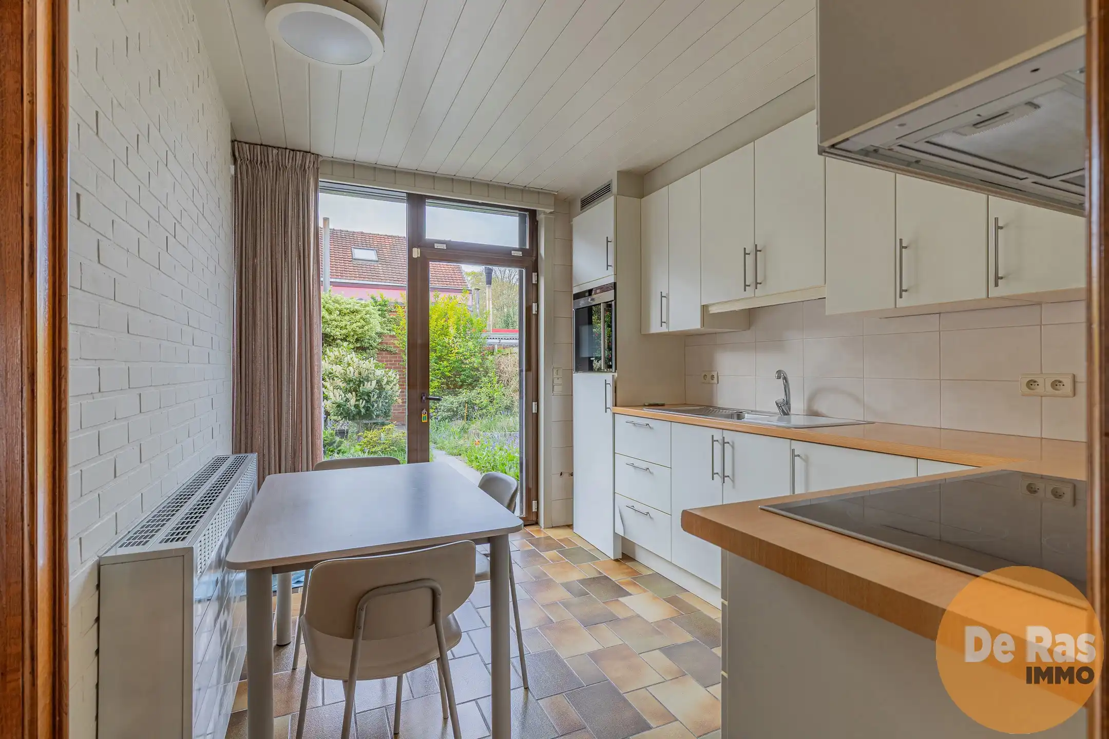 LIEDEKERKE - Ruime gezinswoning met tal van mogelijkheden foto 13