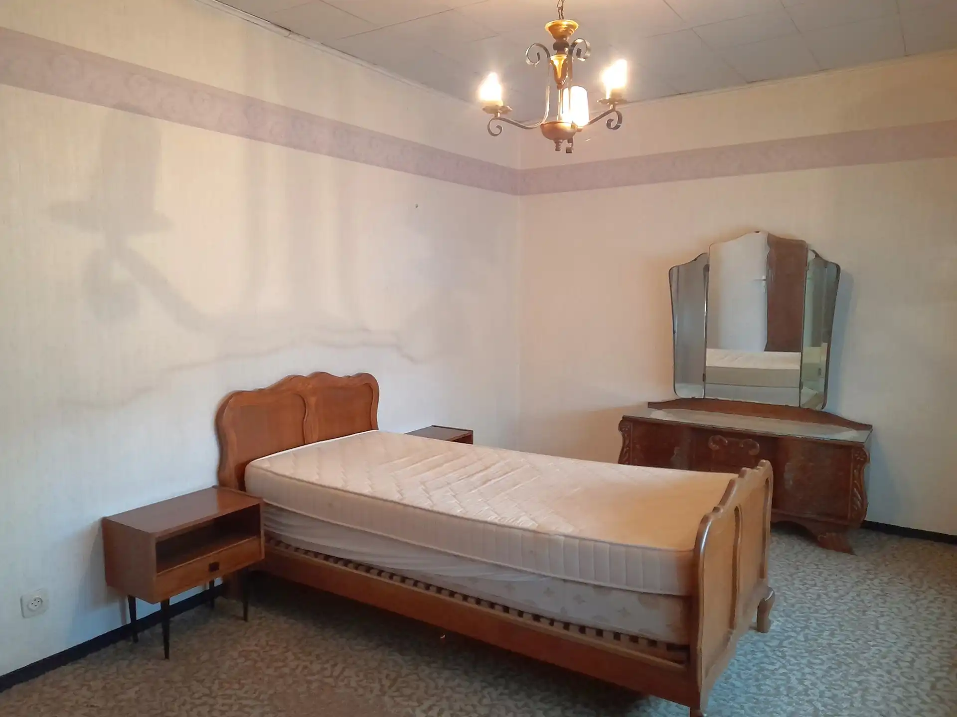 Eengezinswoning nabij het centrum foto 9