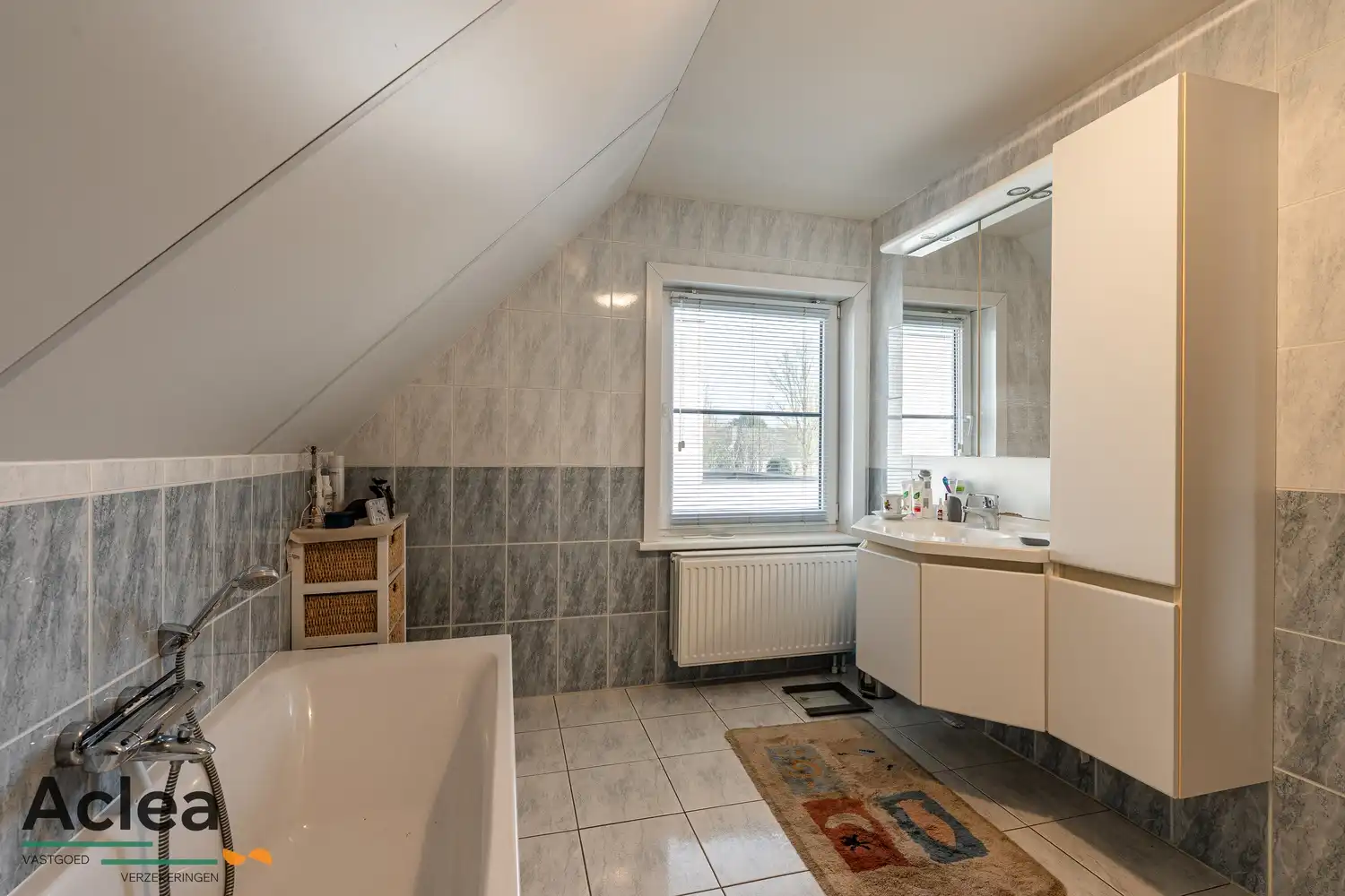 Instapklare vrijstaande woning in rustige woonwijk in Assenede foto 22