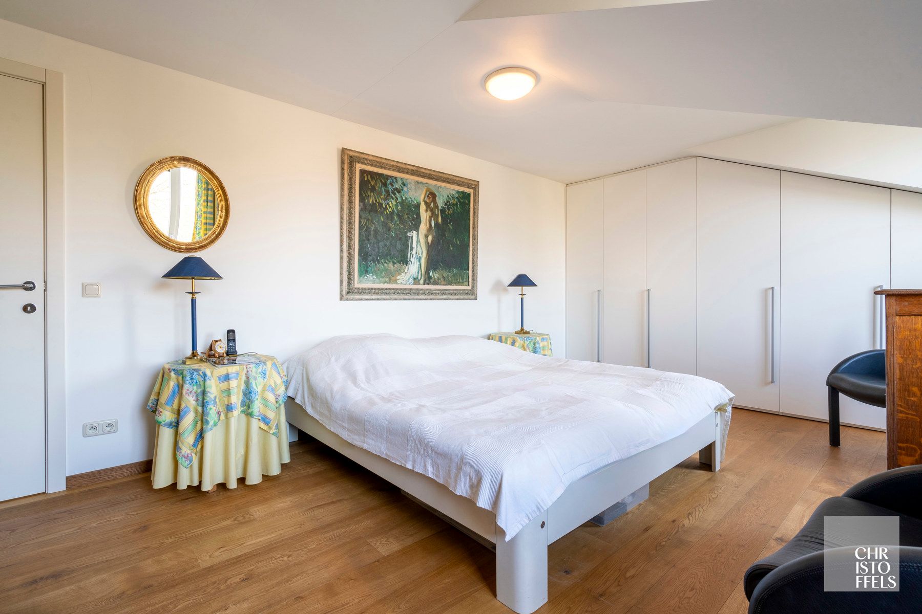 Villa (336m²) met 3 slaapkamers en een zwemvijver op een perceel van 1.219m²!  foto 14