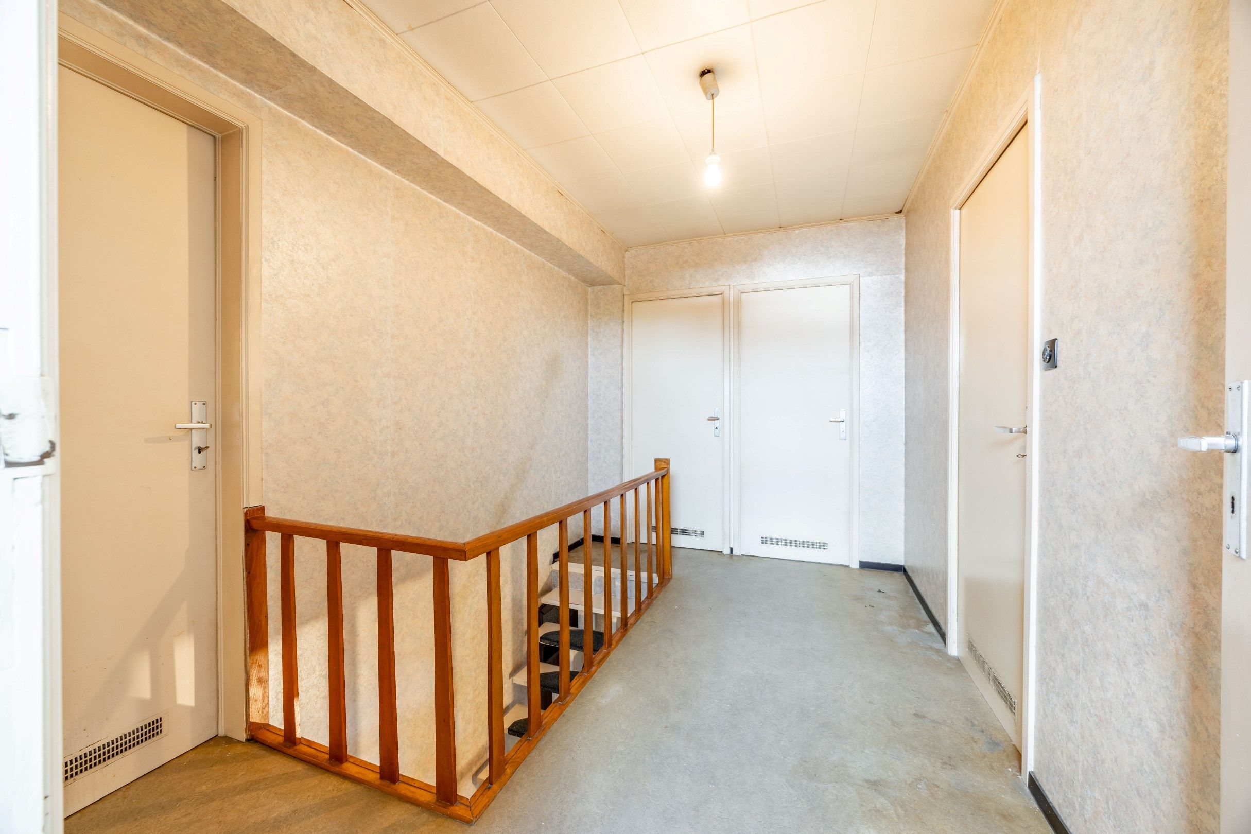 TE RENOVEREN WONING MET GARAGE  foto 10
