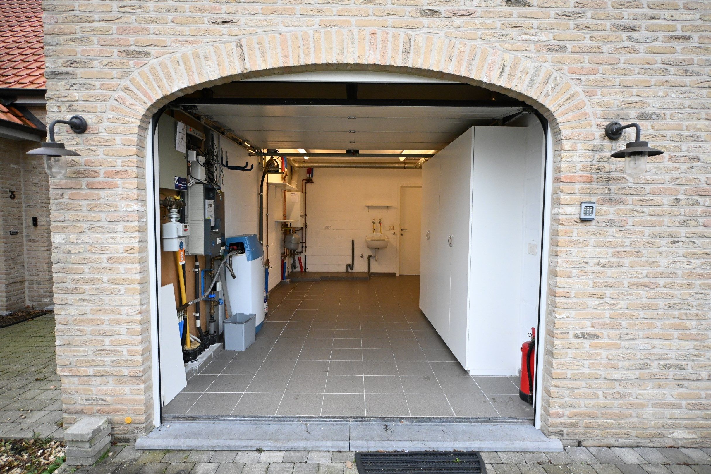 Halfopen bebouwing met tuin en garage te Moerkerke foto 7