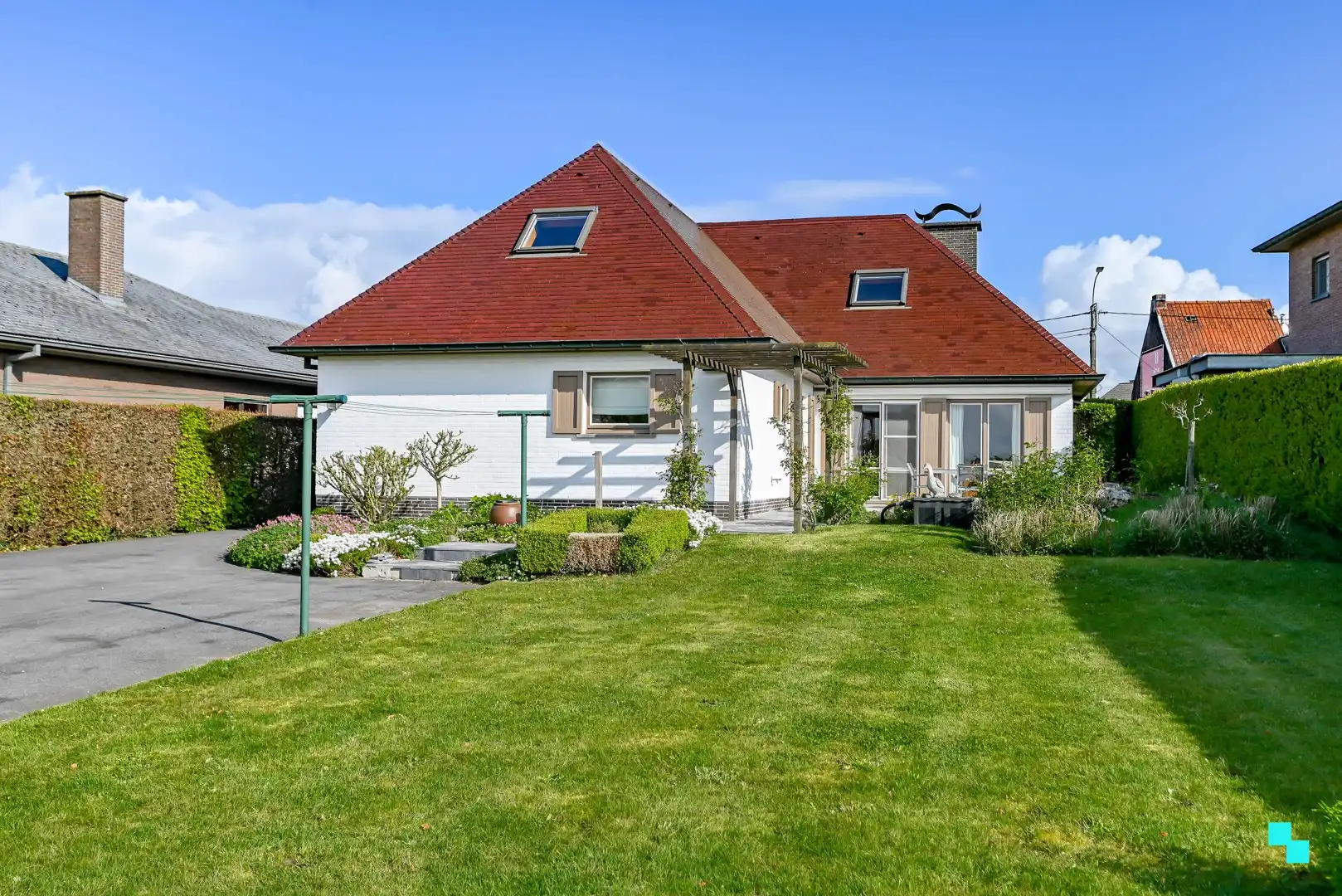 Prachtige villa op Zuidgericht perceel met verzichten te Lendelede foto 2