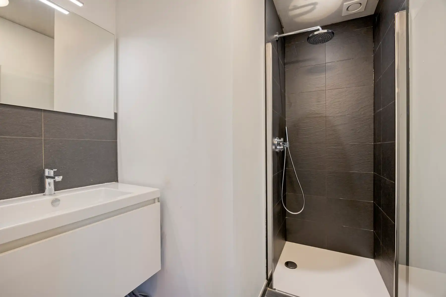 *** ONDER COMPROMIS *** foto 19