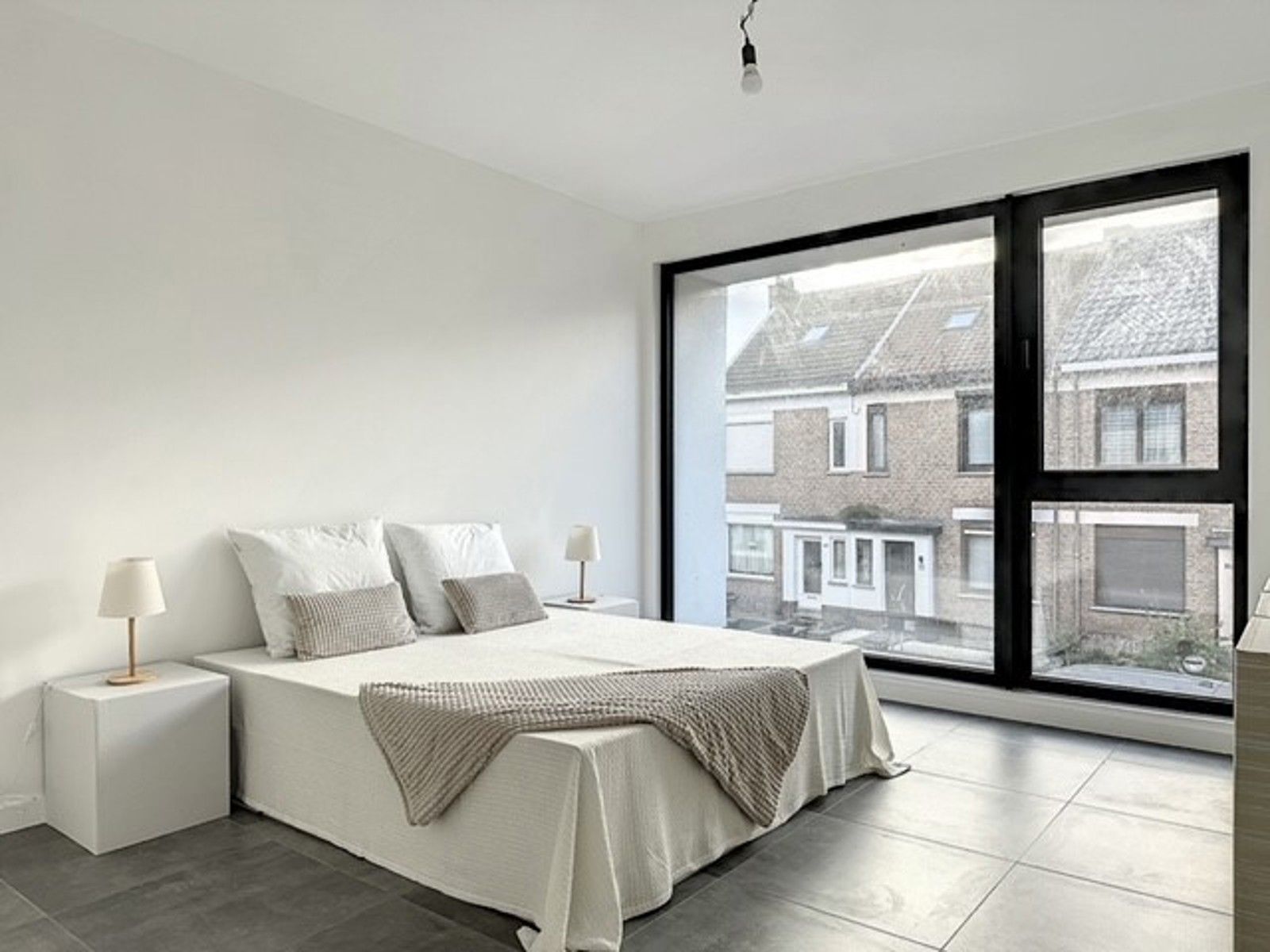 Instapklaar appartement met ruim terras foto 4