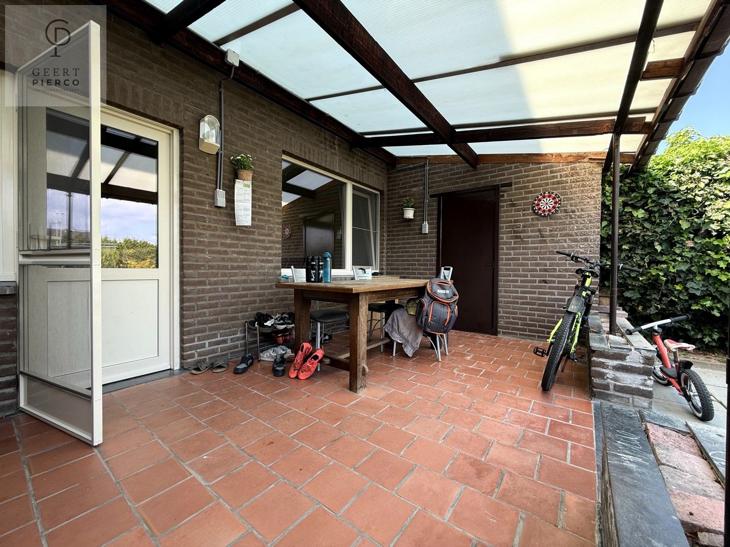 Instapklare rijwoning gelegen aan de stadsrand van Sint-Truiden en op wandelafstand van het commerciële stadscentrum, het station en vele sportfaciliteiten. foto 31