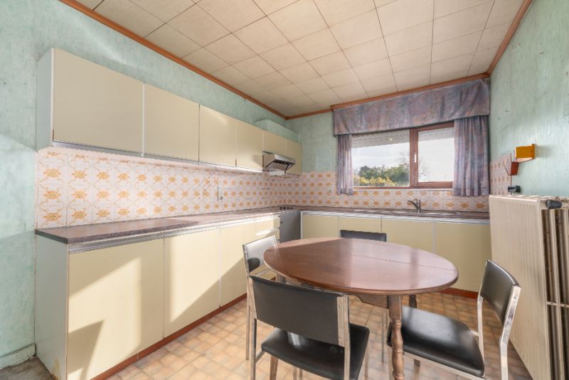 Goed gelegen ruime woning 3 slaapkamers op 671m²! foto 8