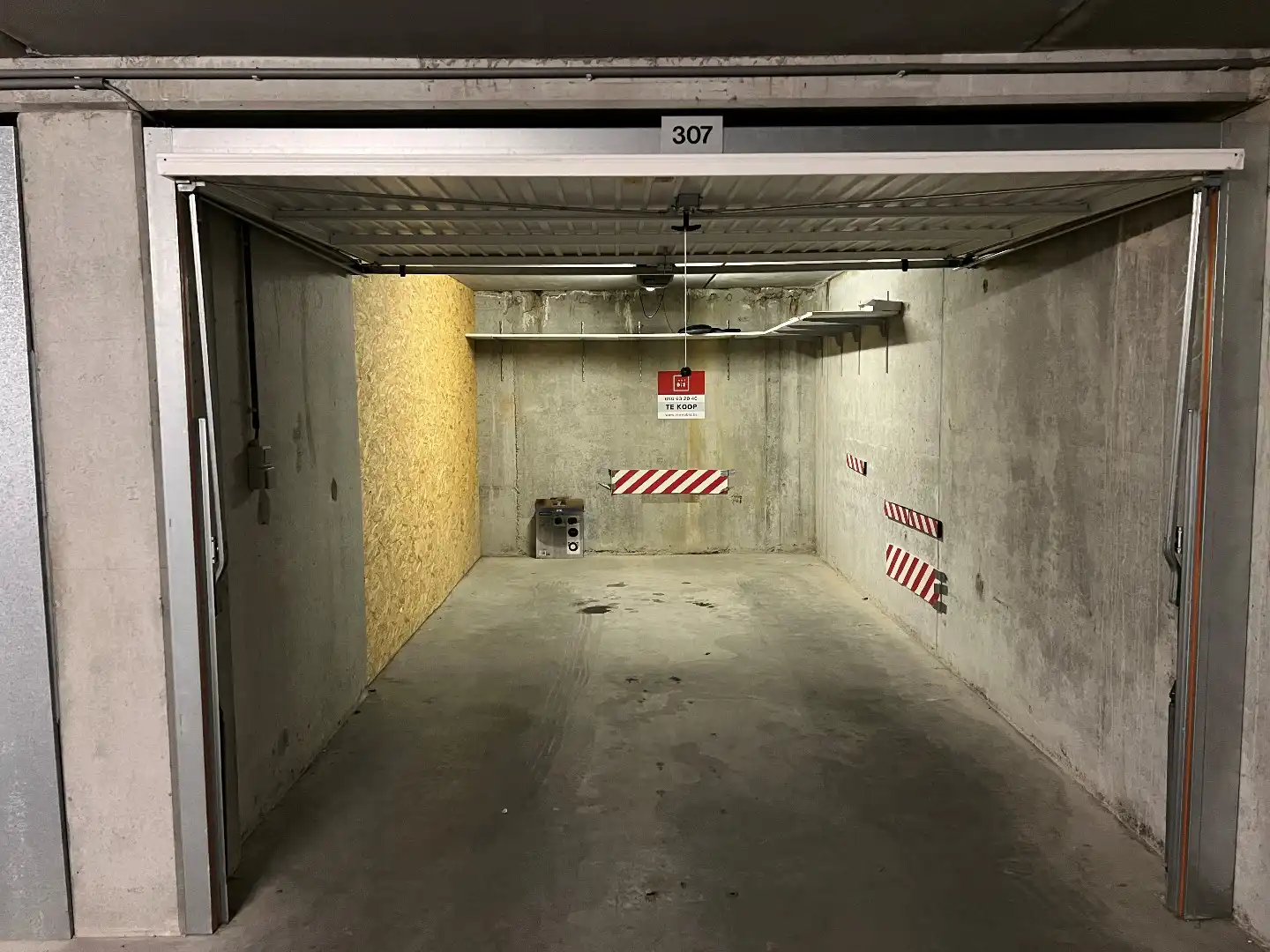 Gesloten garagebox nabij het Driehoeksplein foto 5