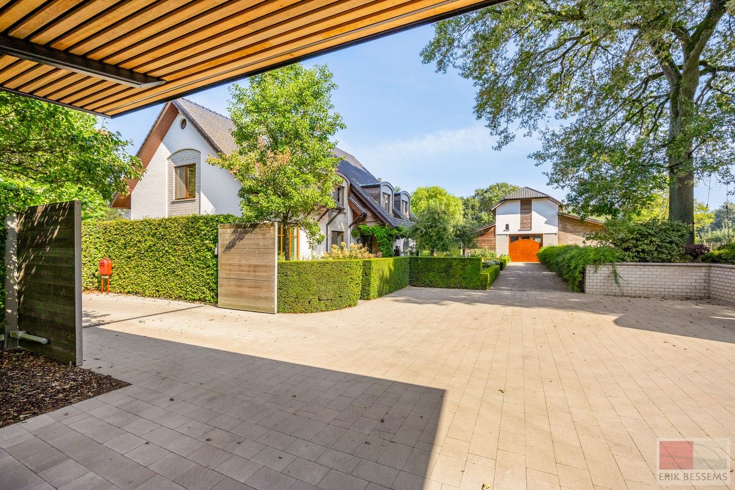 Bijzonder landhuis op bijzondere locatie grenzend aan Kattevennen en in de directe omgeving van Genk-Centrum foto 58