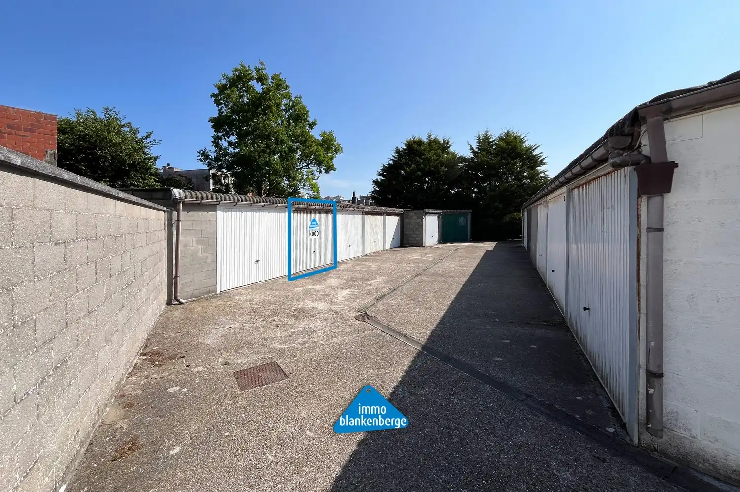 Garagebox in Blankenberge – L. Nuytemanslaan 4 (box 14) foto {{pictureIndex}}