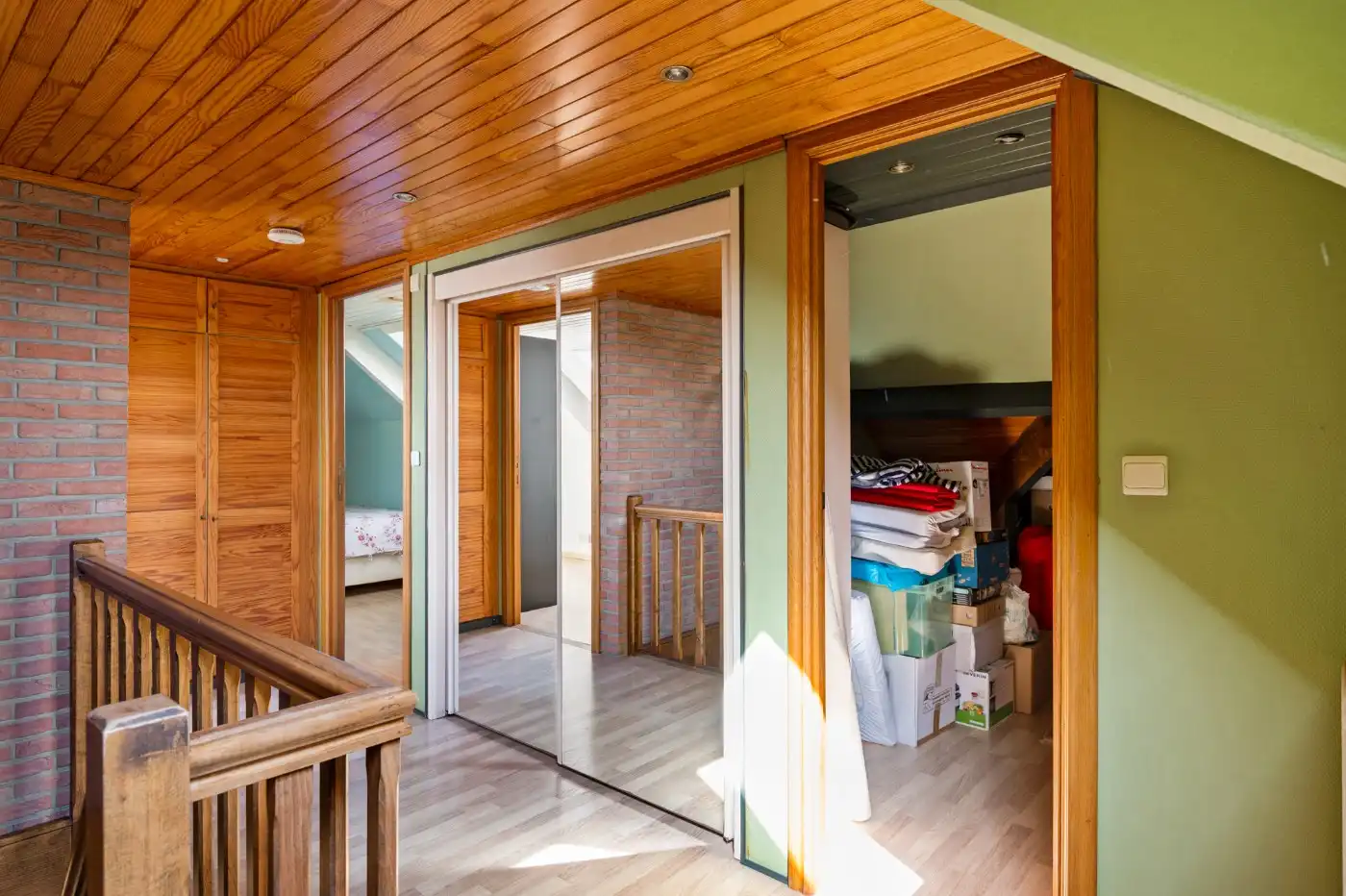 Instapklare, vrijstaande woning met 4 slpk., garage en grote tuin foto 21