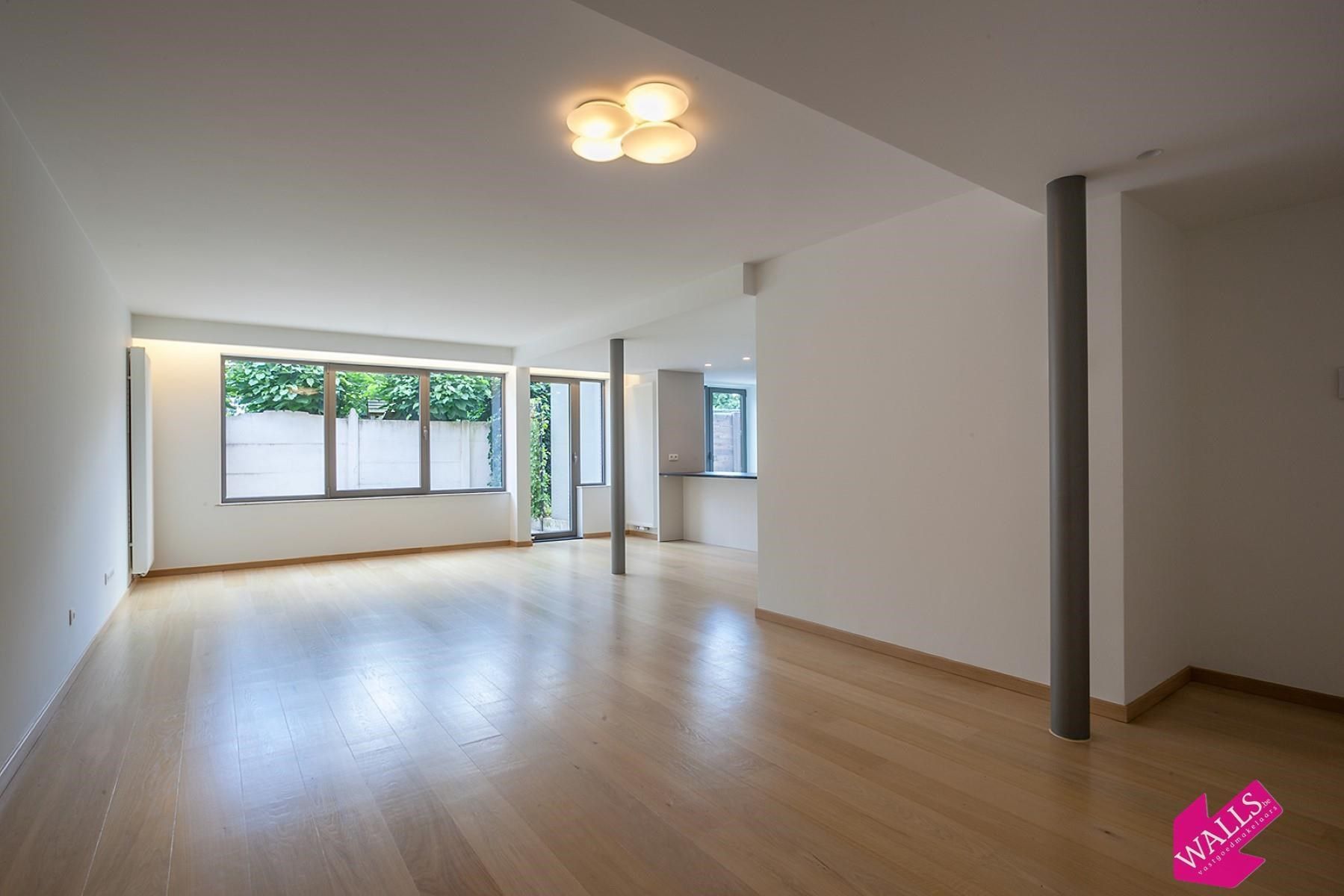 Gelijkvloers appartement met terras foto 3