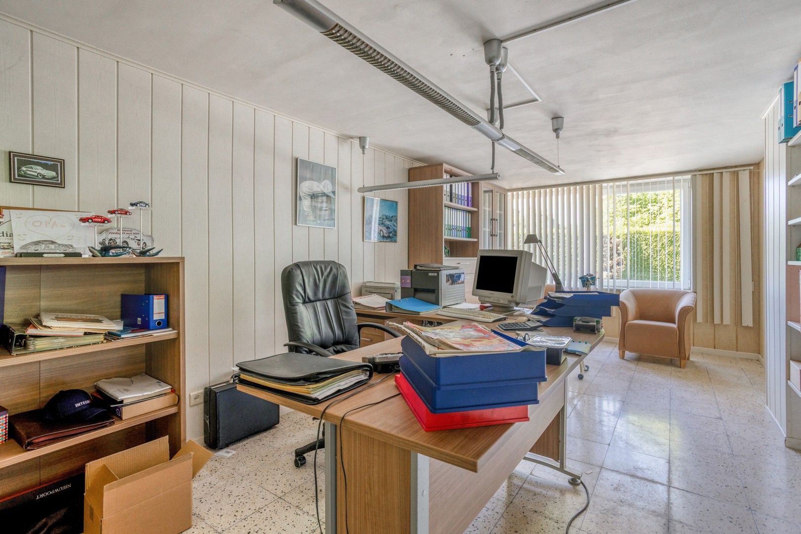 Instapklare Woning met Vergunde Loods en Kantoorruimte! foto 20