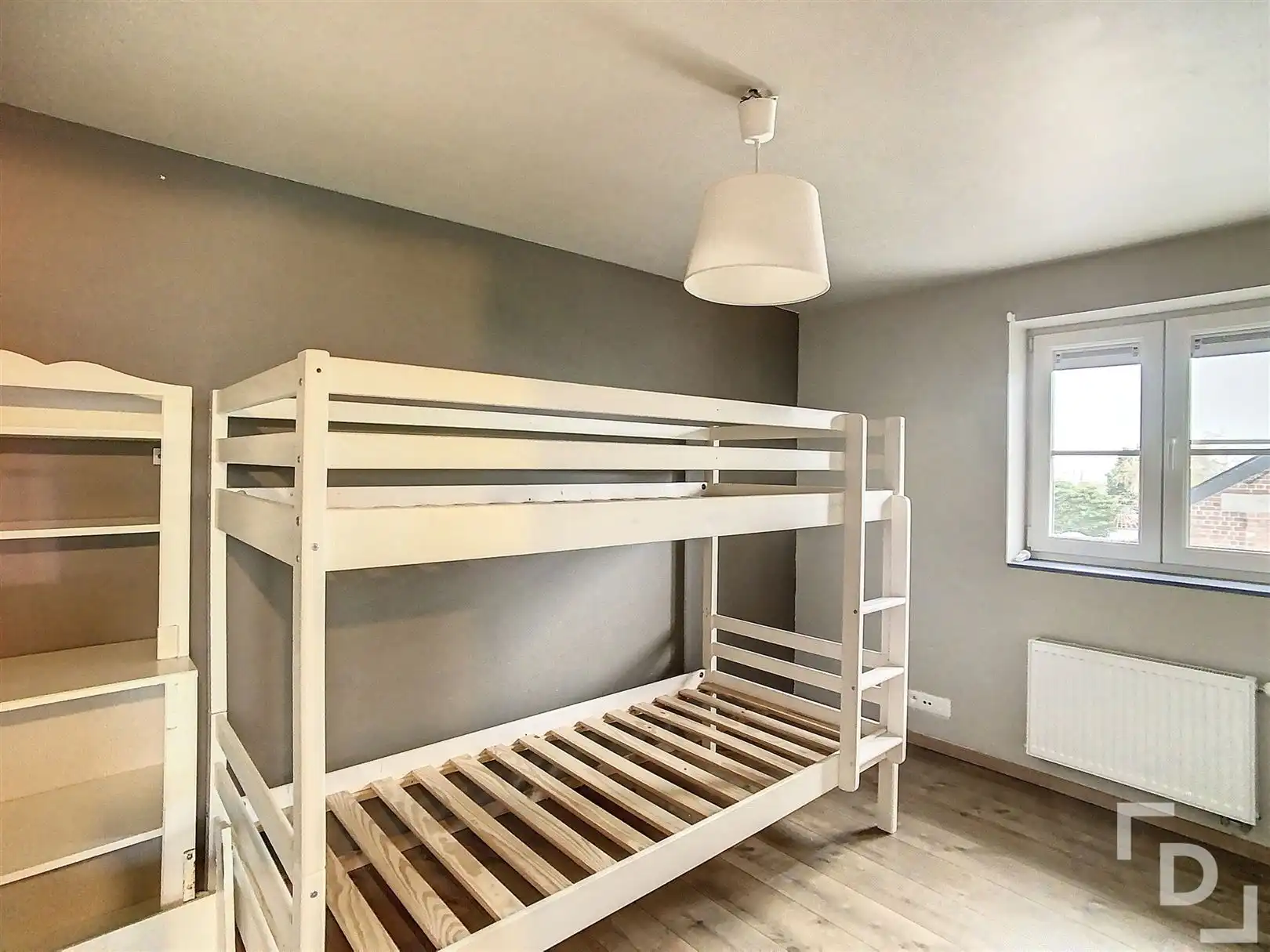 Half open bebouwing in landelijke stijl te huur in Moorslede. foto 9