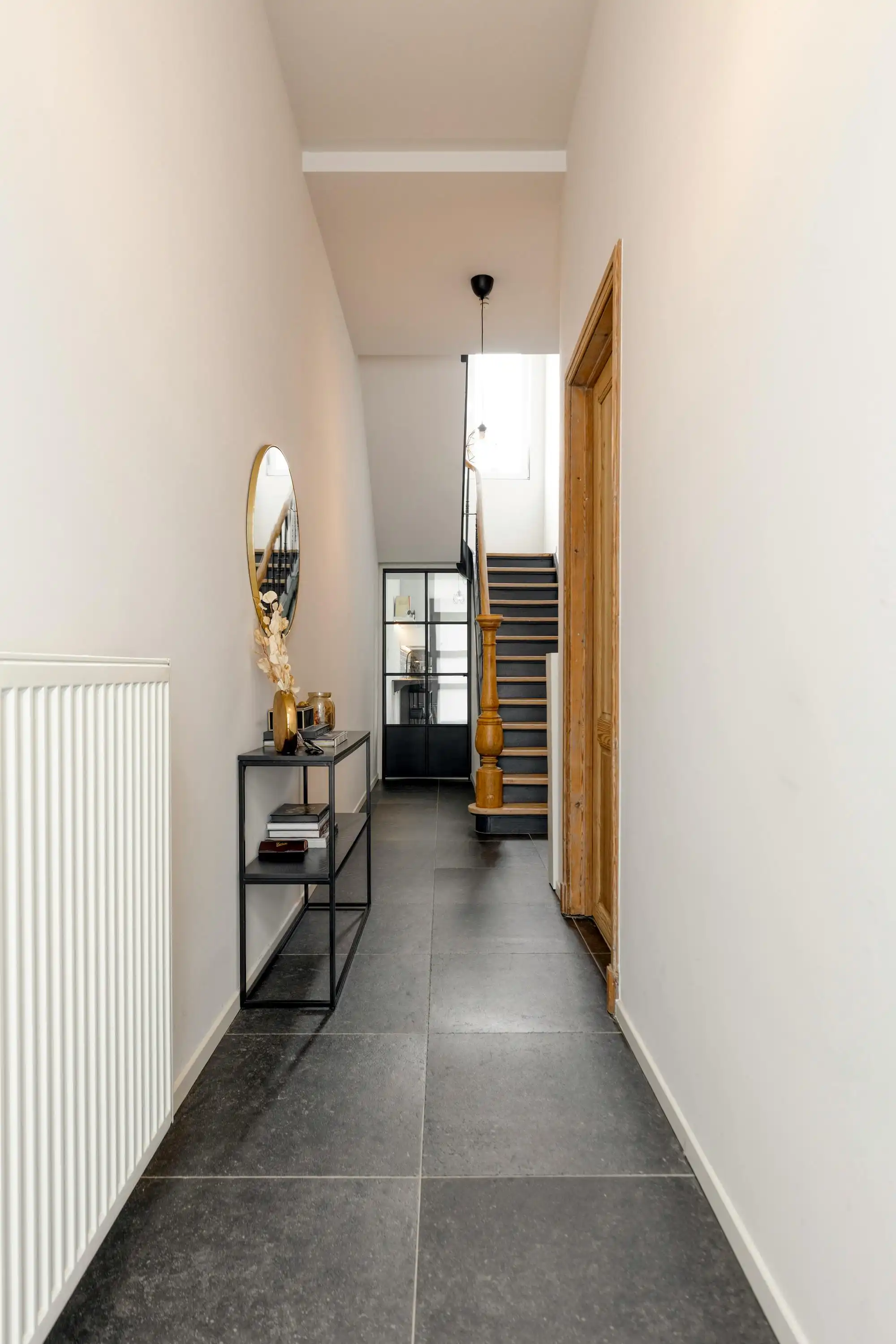 Knappe burgerwoning met 4 slaapkamers te Gent foto 9