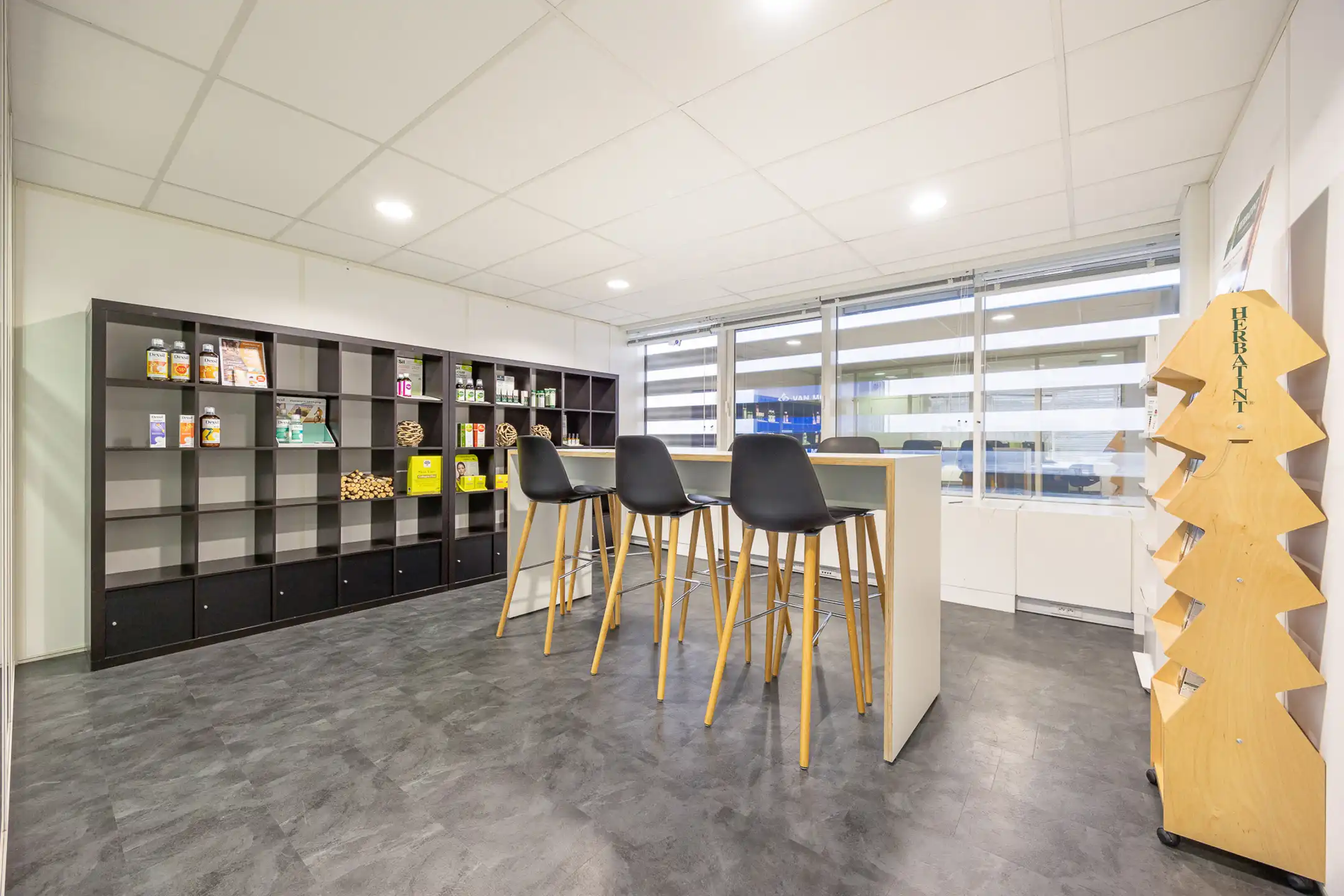 Moderne kantoorruimte in West Port Campus (475 m²) foto 16