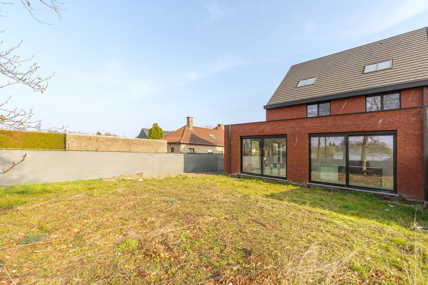 Unieke, ruime nieuwbouwwoning met tuin foto 18