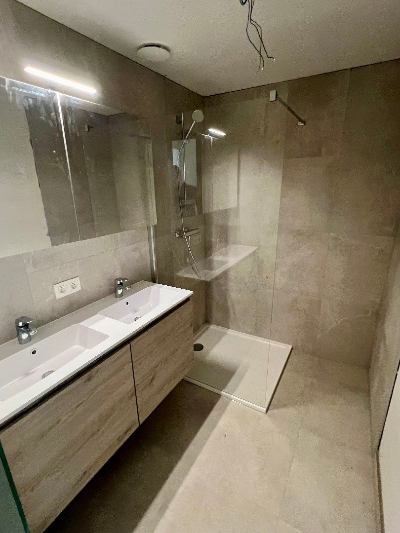 Nieuwbouwappartement met ruim terras foto 6