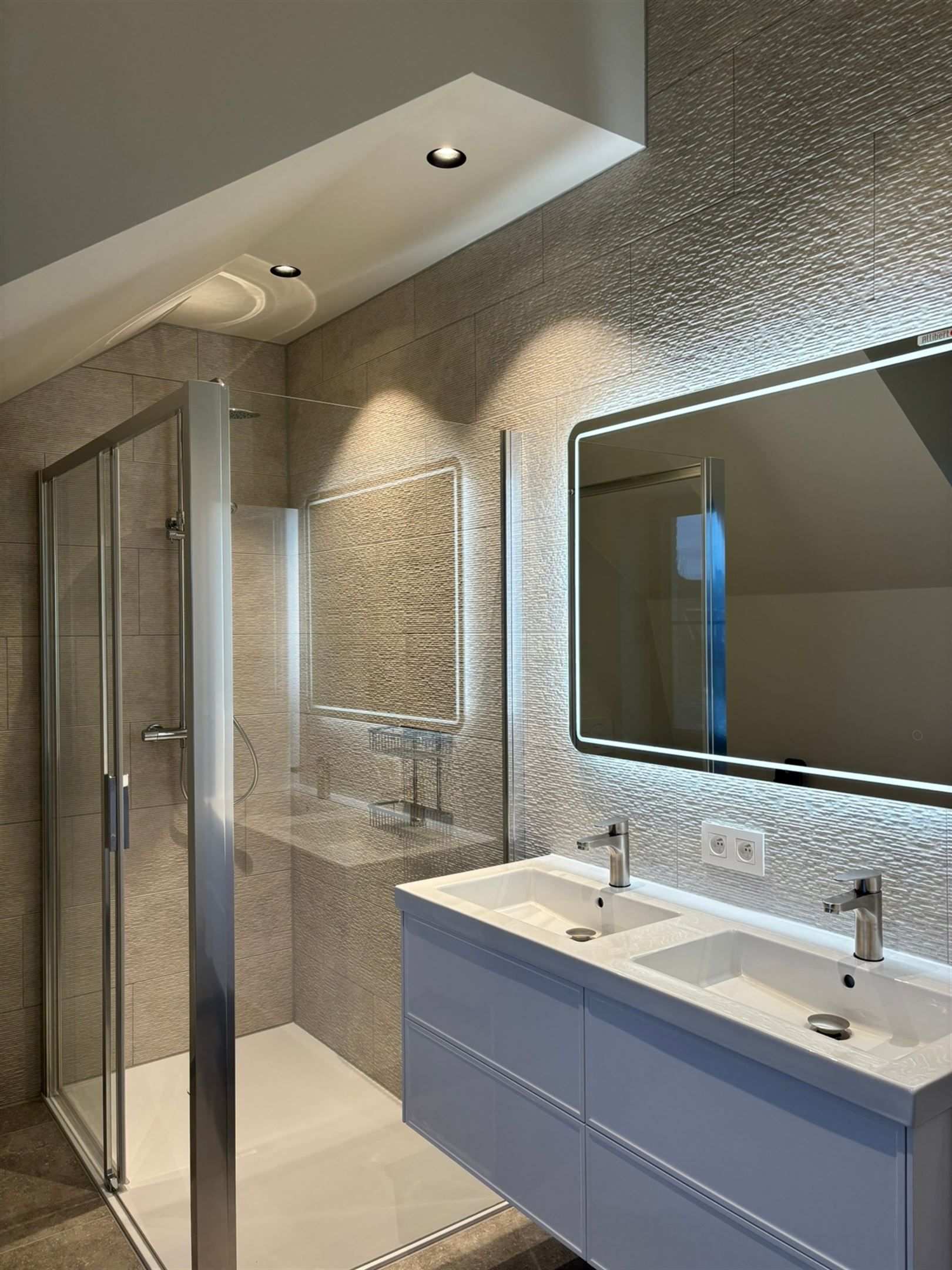 Nieuwbouw met 3 slpk's foto 14