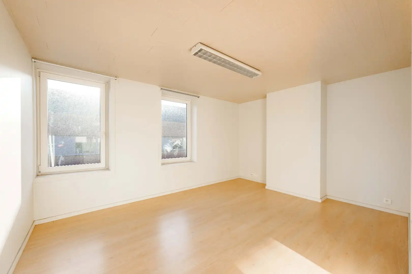 RUIME GEZINSWONING MET TUIN | 5 SLPKS EN GARAGE foto 19