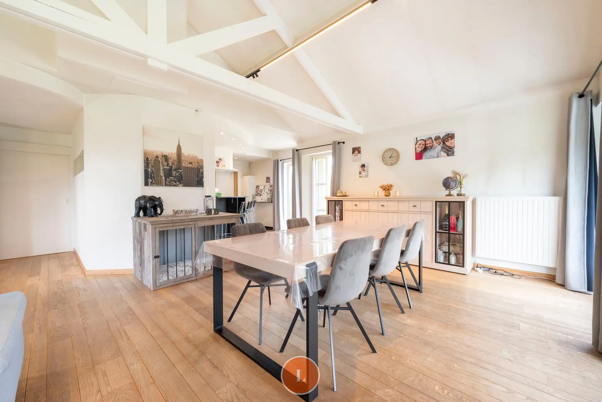 Prachtige villa met praktijkruimte en zonnepanelen op toplocatie in Menen foto 7