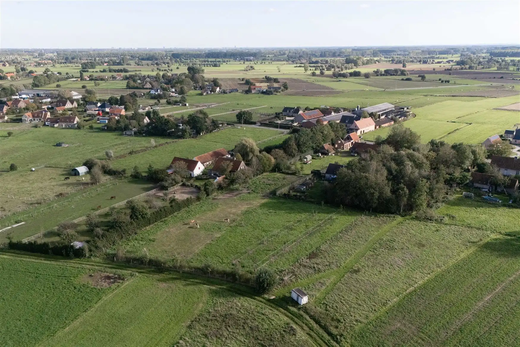 Uniek landelijk domein op 10.550 m² in Zomergem foto 2