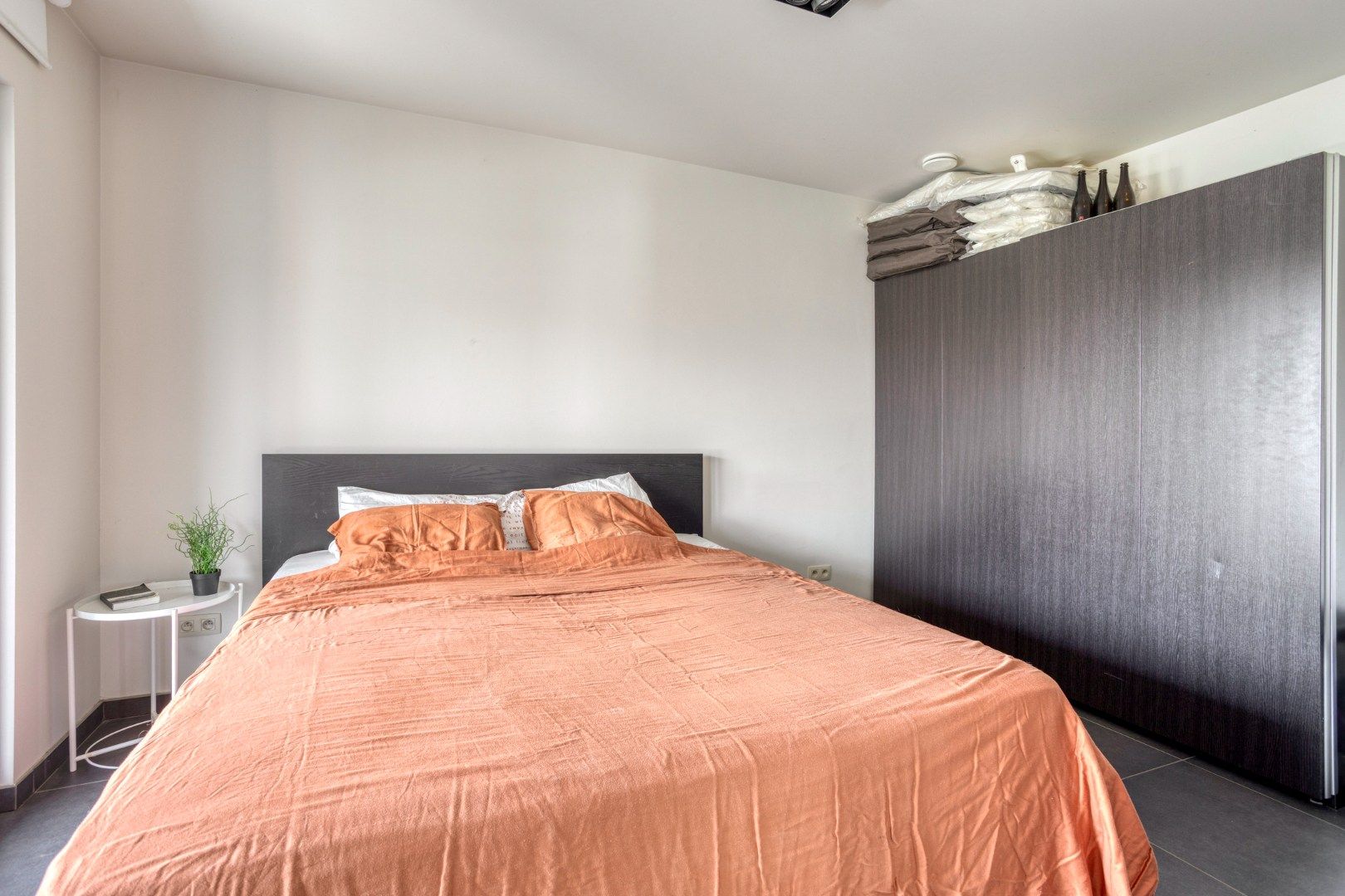 Mooi appartement met 2 slaapkamers in centrum Wevelgem! foto 11