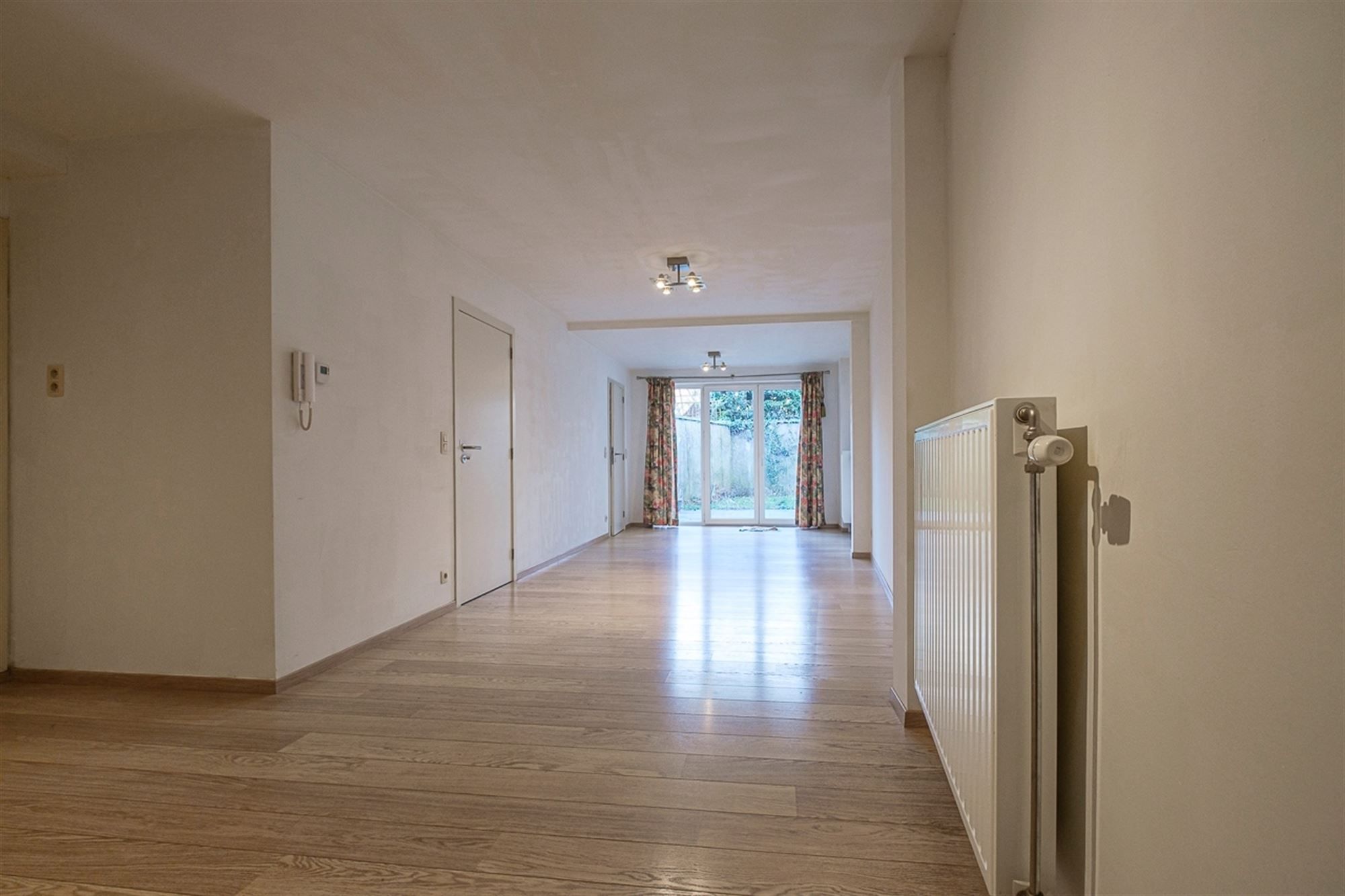 ENERGIEZUINIG APPARTEMENT MET TUIN IN HET HARTJE SINT-TRUIDEN  foto 4