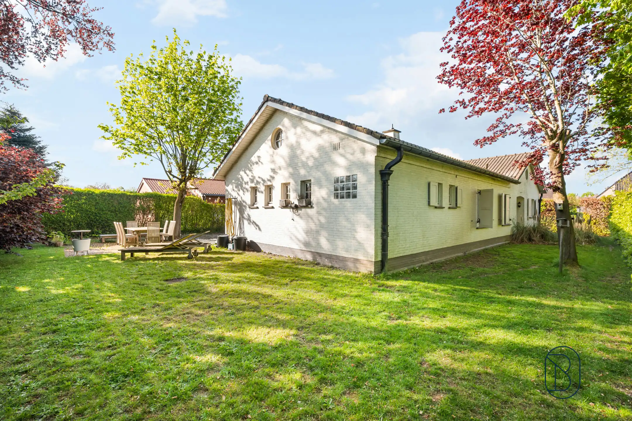 Topgelegen charmante bungalow met potentieel.  foto 6