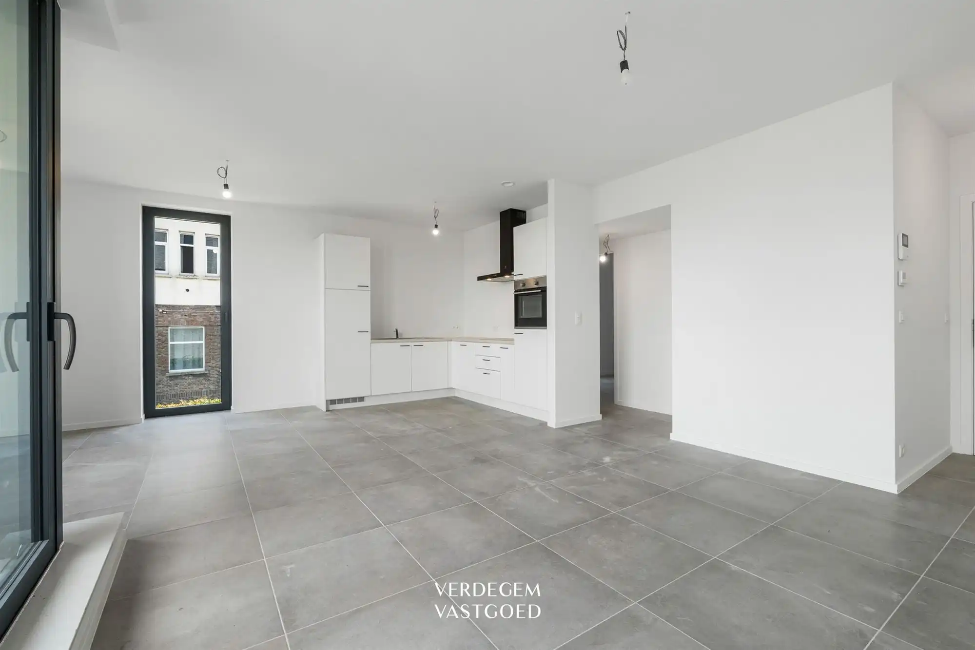 Nieuwbouwappartement met 1 slaapkamer, terras en ondergrondse parkeerplaats foto 6