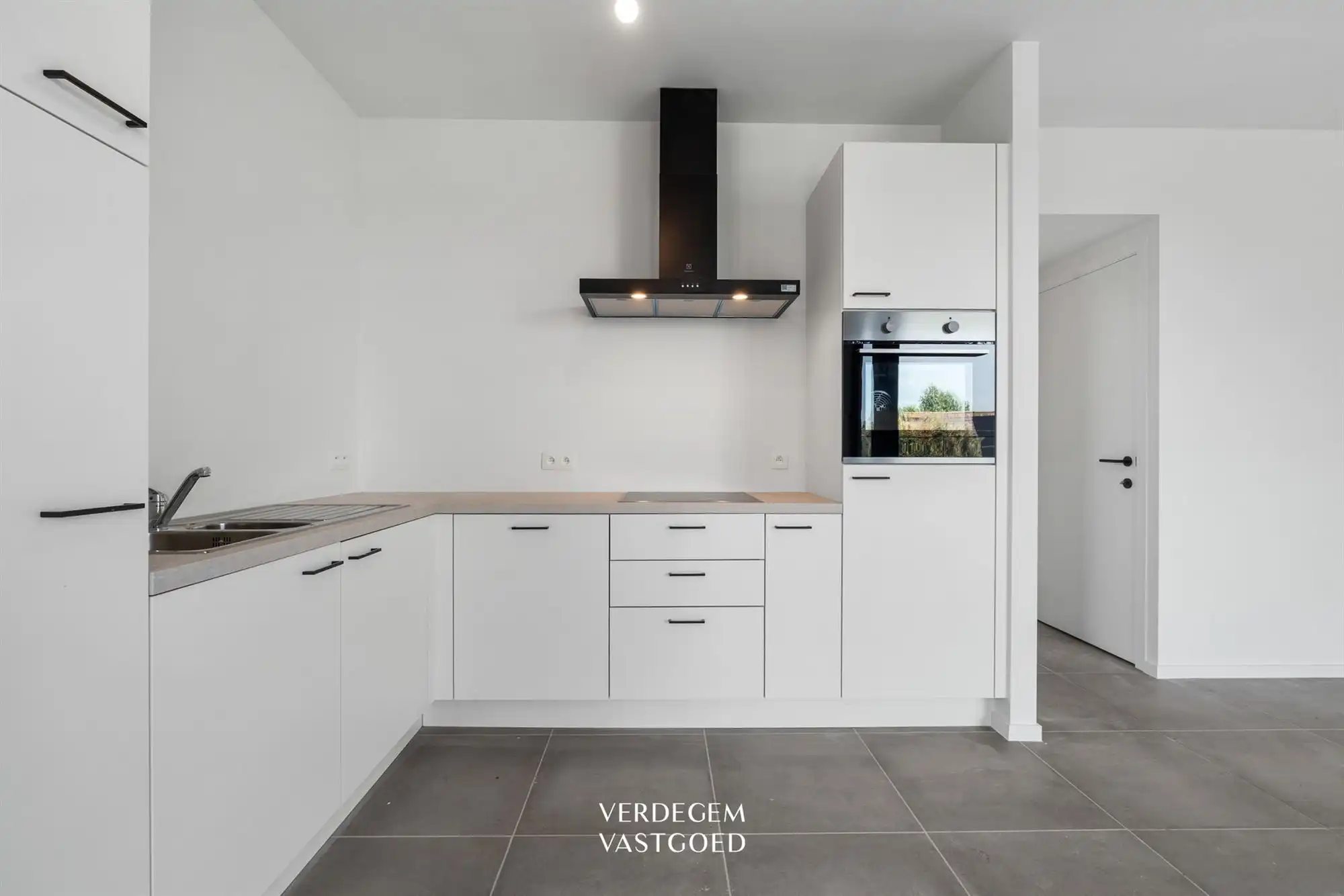 Nieuwbouwappartement met 1 slaapkamer, terras en ondergrondse parkeerplaats foto 6
