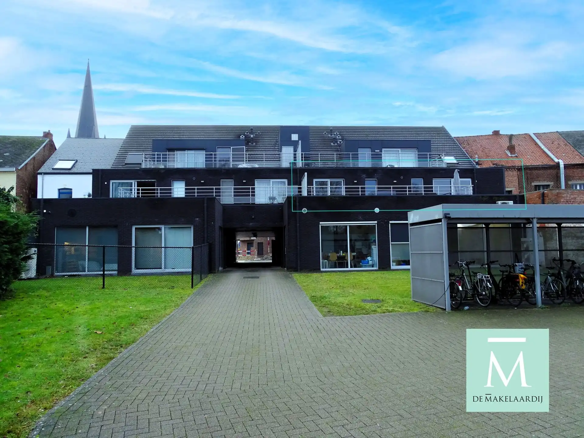 
Energiezuinig 2-slaapkamerappartement met terras en carport in het centrum van Onze-Lieve-Vrouw-Waver! foto 12