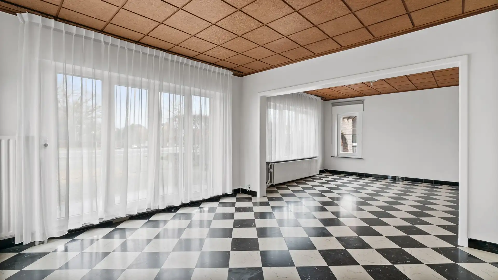 Vrijstaande woning op een perceel van 16a 25ca foto 6