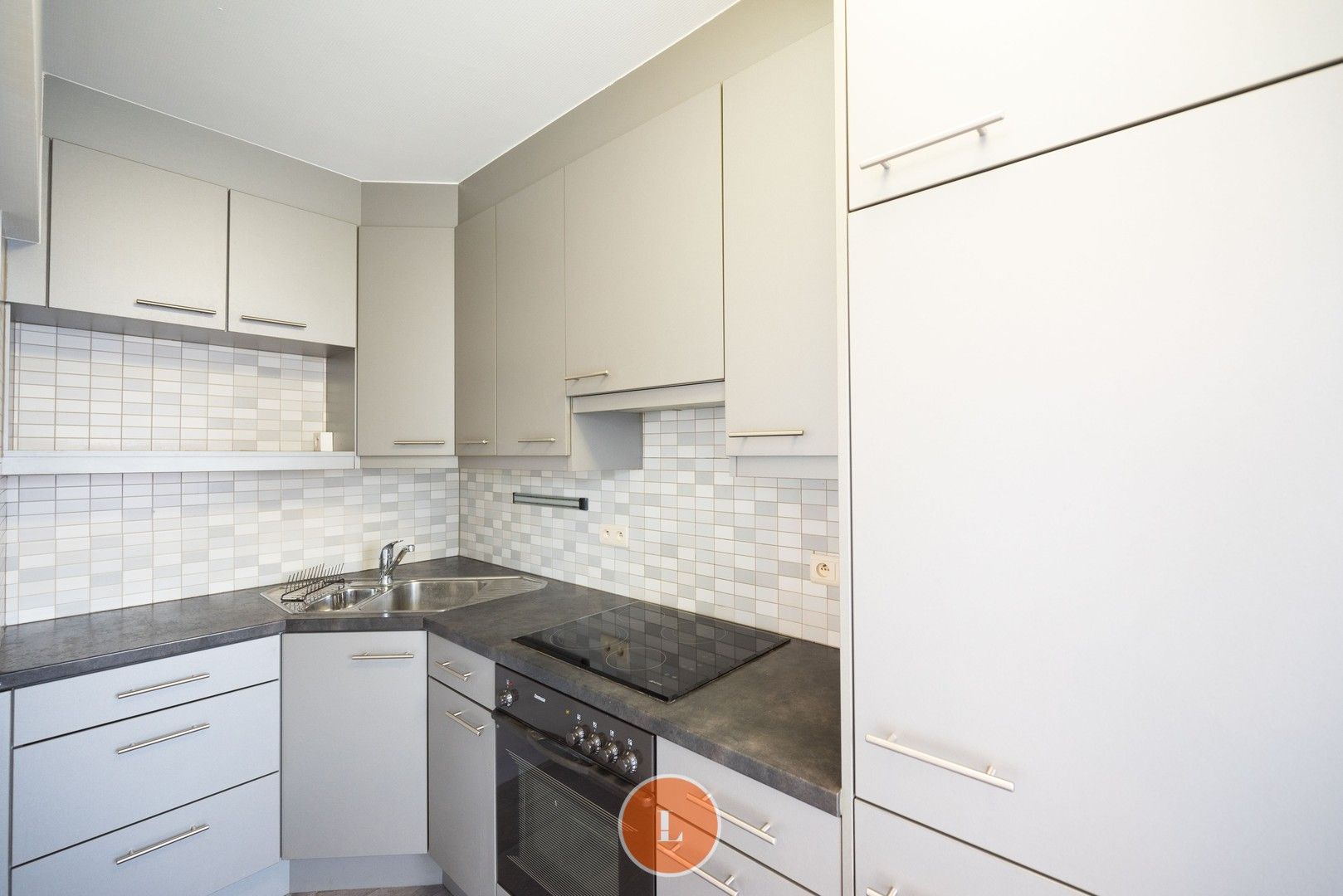 Centraal gelegen instapklaar appartement foto 4