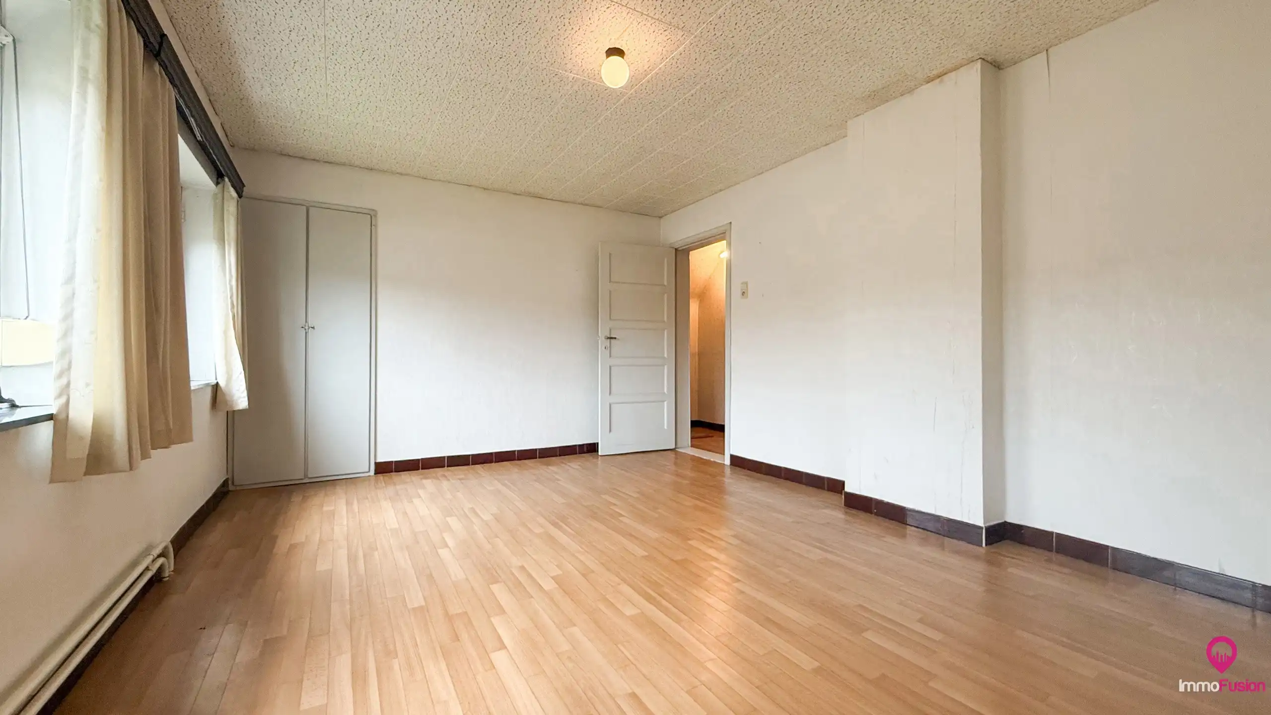 Open bebouwing met 3 slpks op ruim perceel nabij bos! foto 14