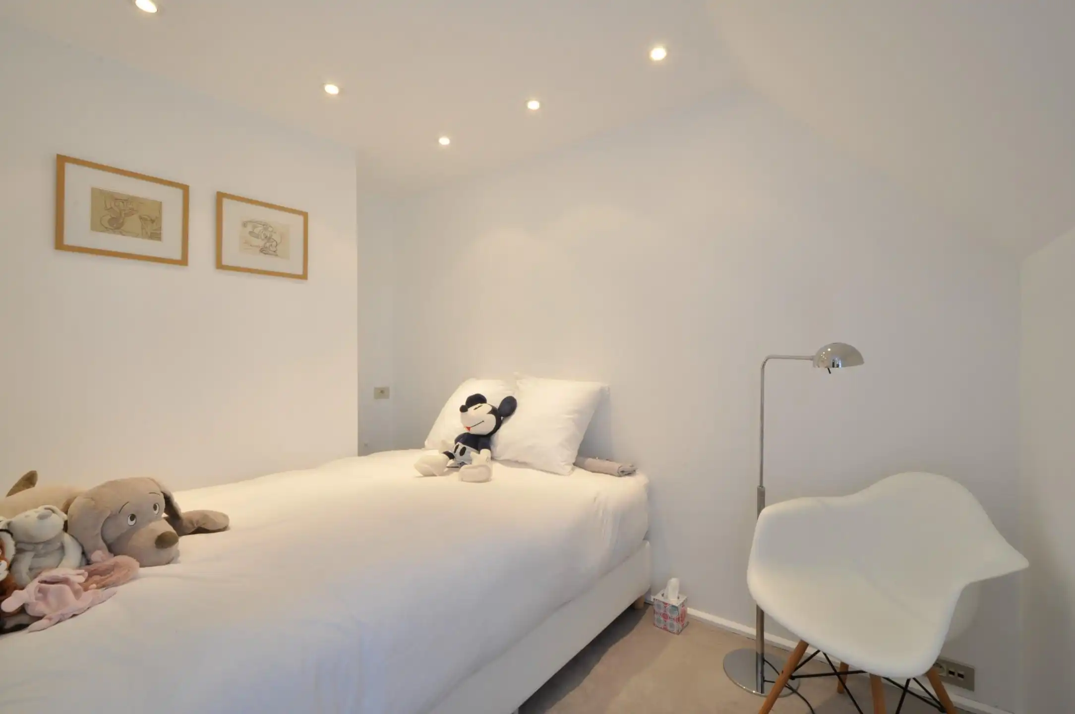 Elegant gemeubeld duplexappartement op de Dumortierlaan foto 19