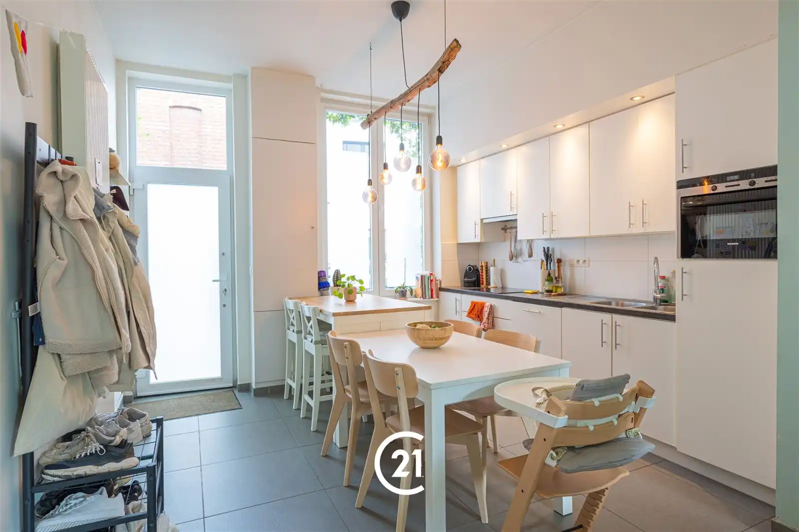 Instapklare woning met 3 slaapkamers en tuin in Gent foto 4