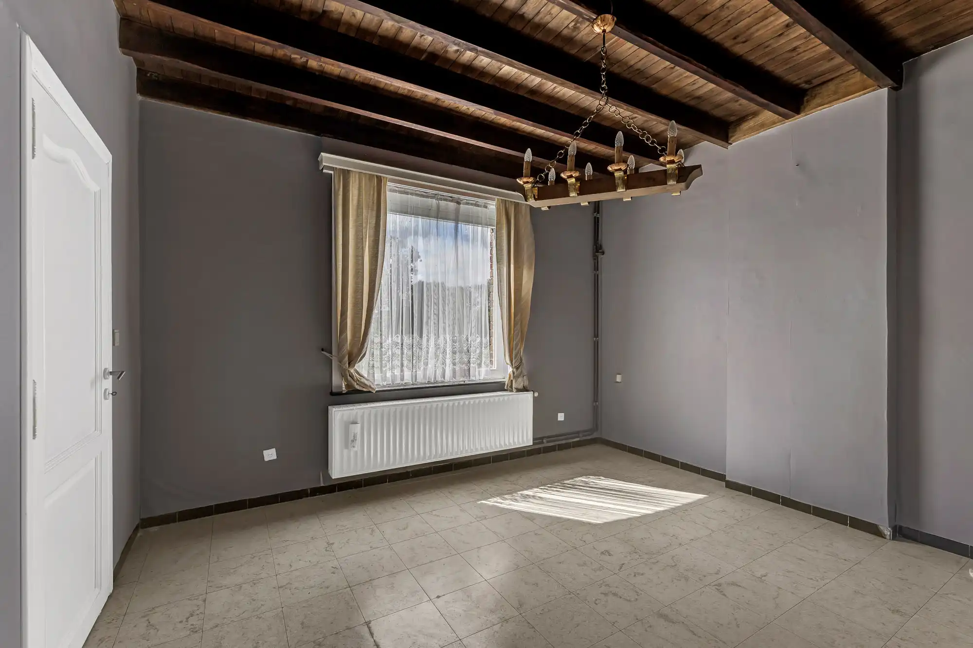 Te renoveren woning op 6a27ca in Denderwindeke foto 18