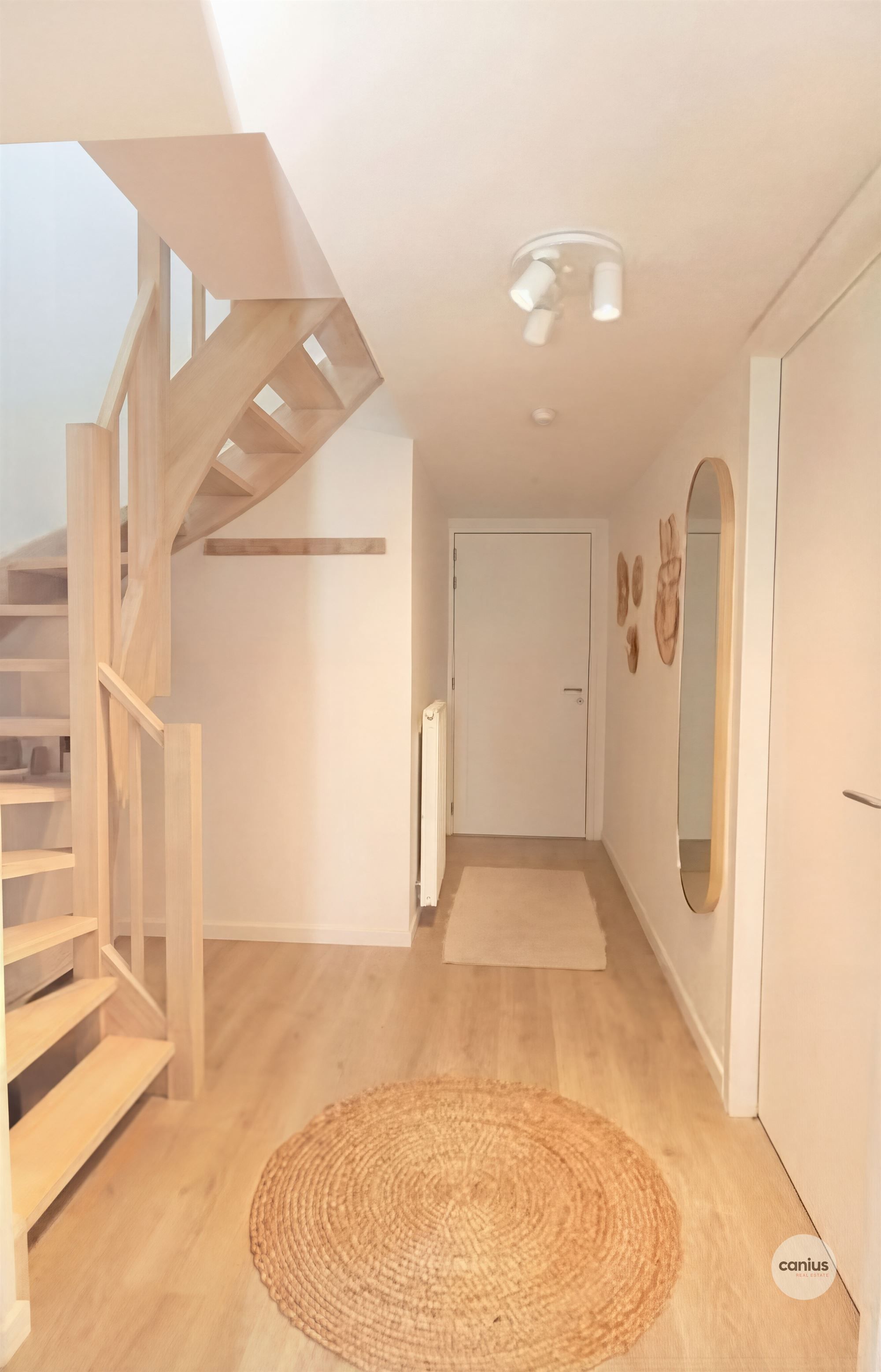 LEUKE DUPLEX MET GROOT TERRAS EN PARKING foto 7