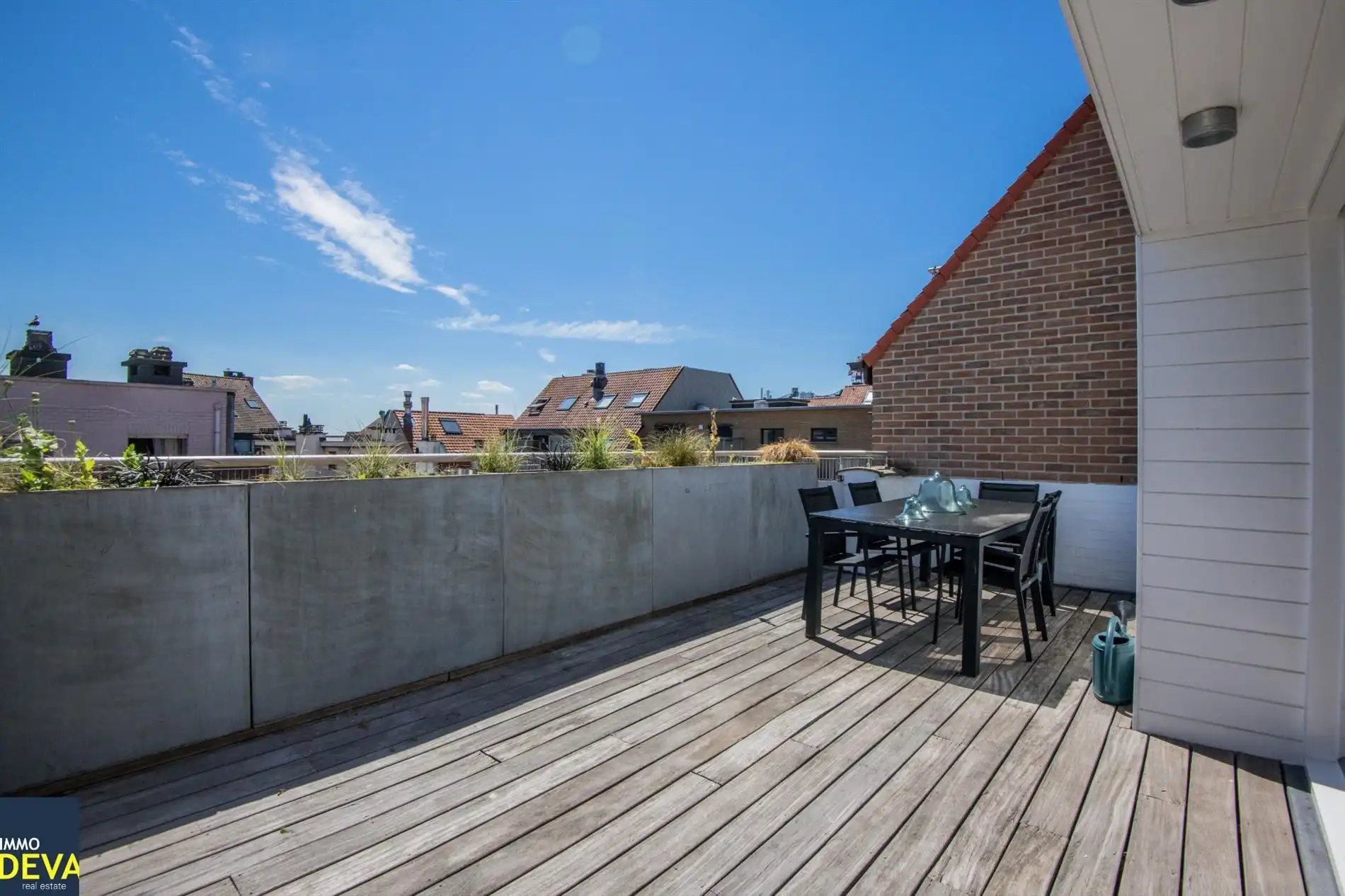 Zeer zonnig duplexdakapp. met prachtige terrassen,  gelegen op de Kustlaan vlakbij het Driehoeksplein. foto 6