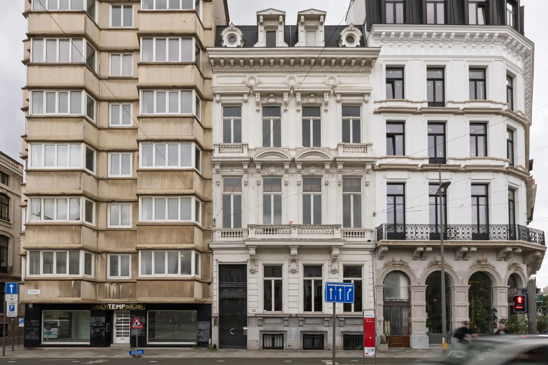 ANTWERPEN - Statig herenhuis met tuin en koetshuis foto 6