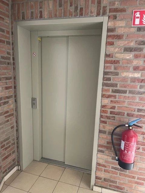 Duplex appartement met 1 slaapkamer, terras en garage. foto 19