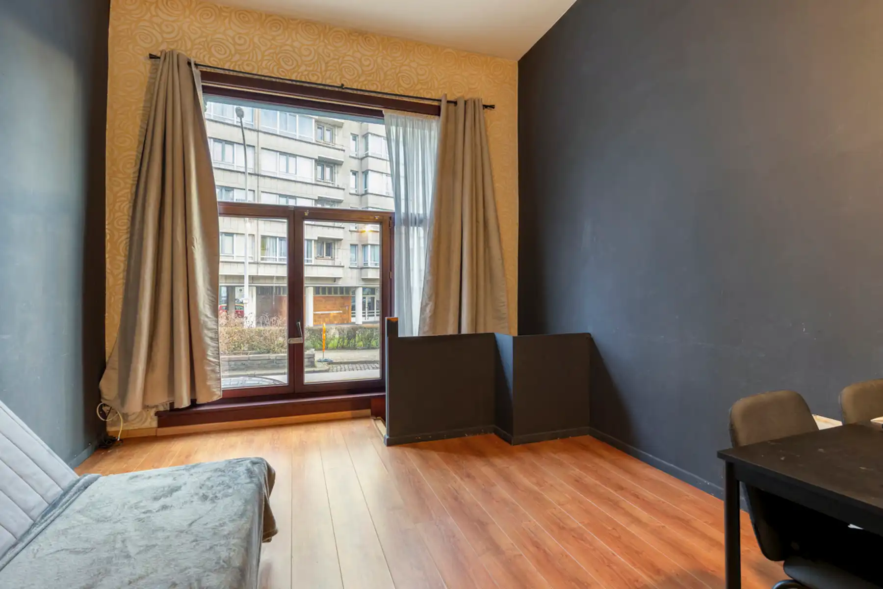 Eengezinswoning, thans ingedeeld in 3 woonunits. foto 3