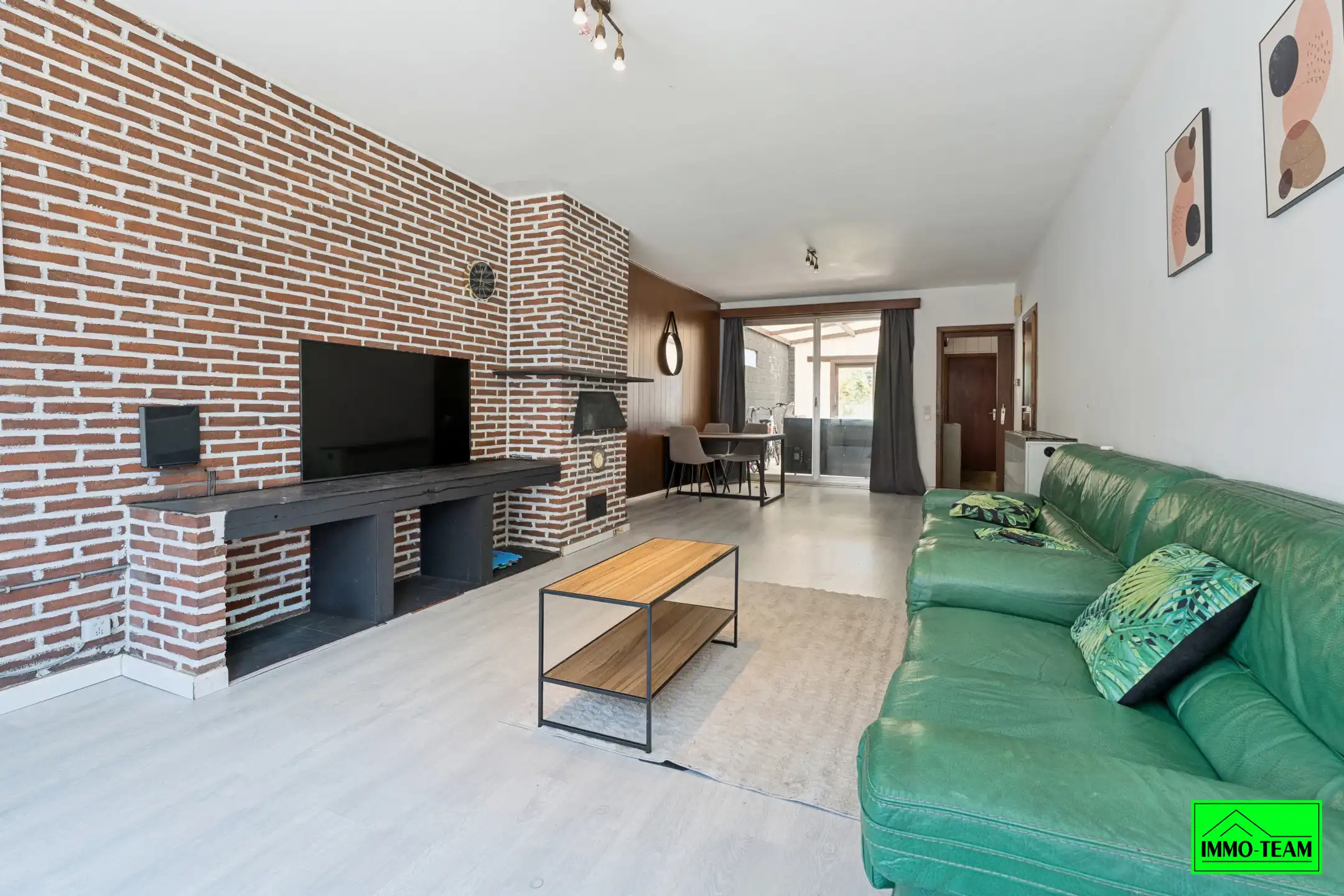 3-gevelwoning nabij Okegem dorp en station foto 5